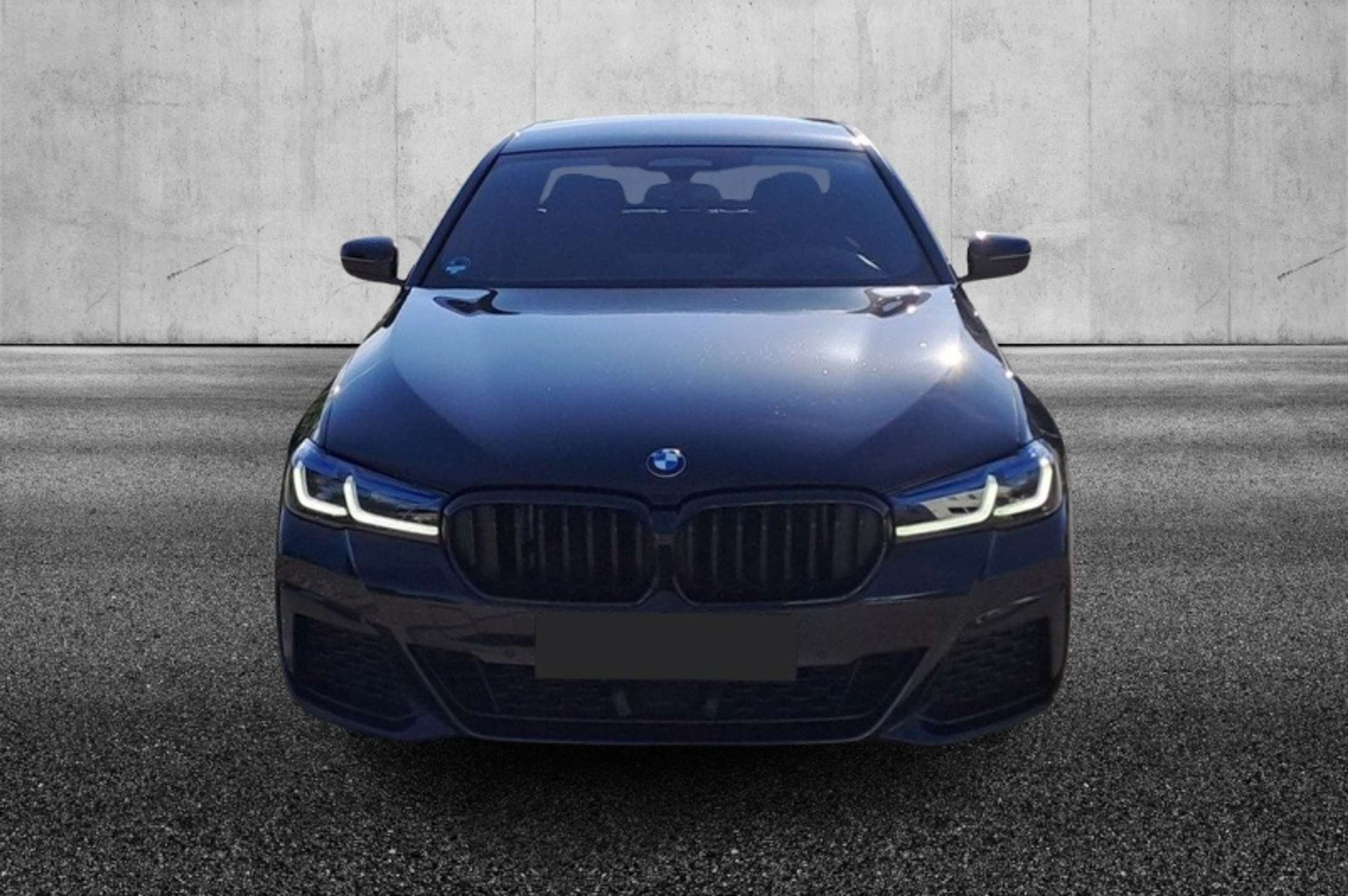 BMW - 520