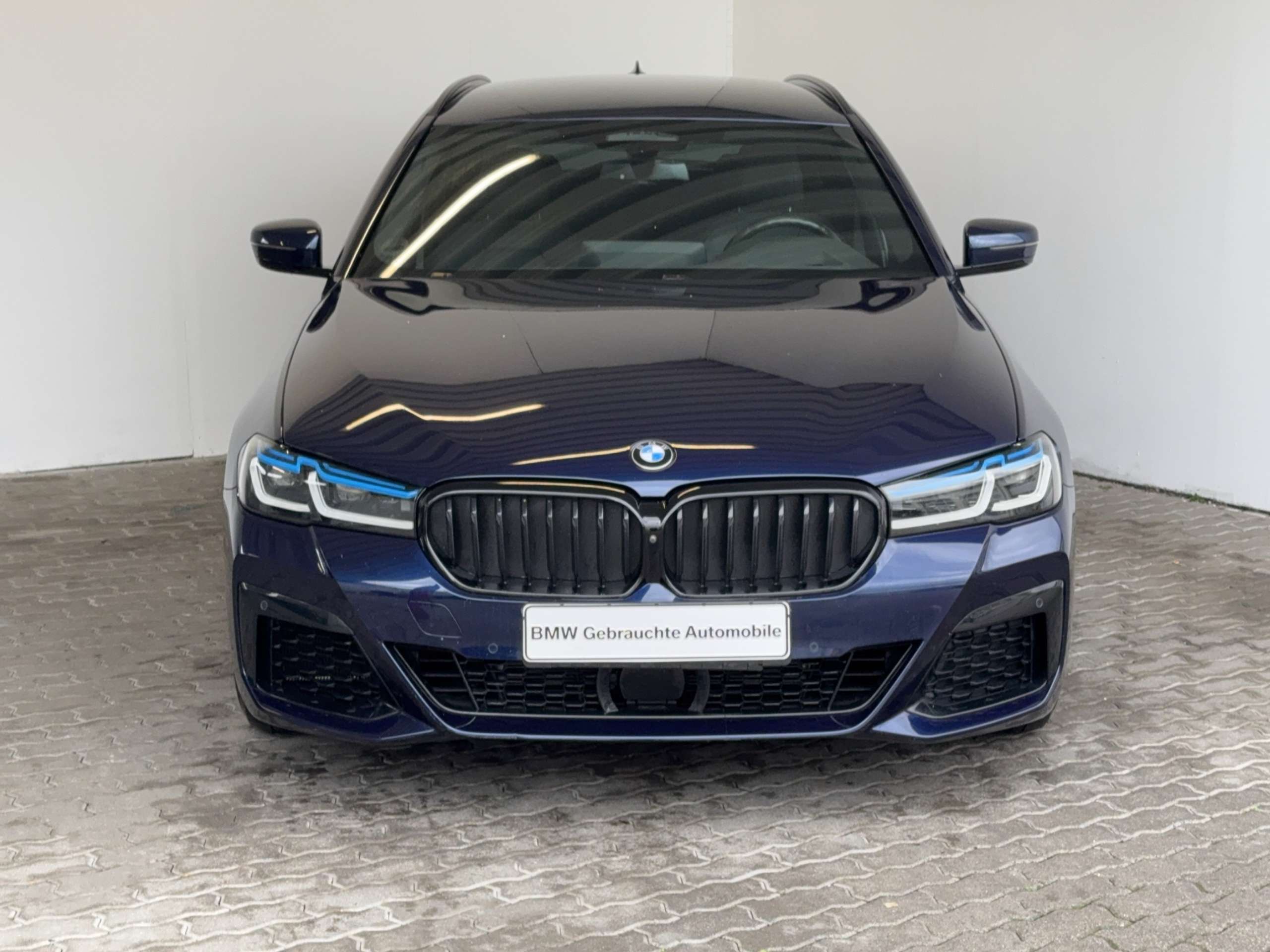 BMW - 540