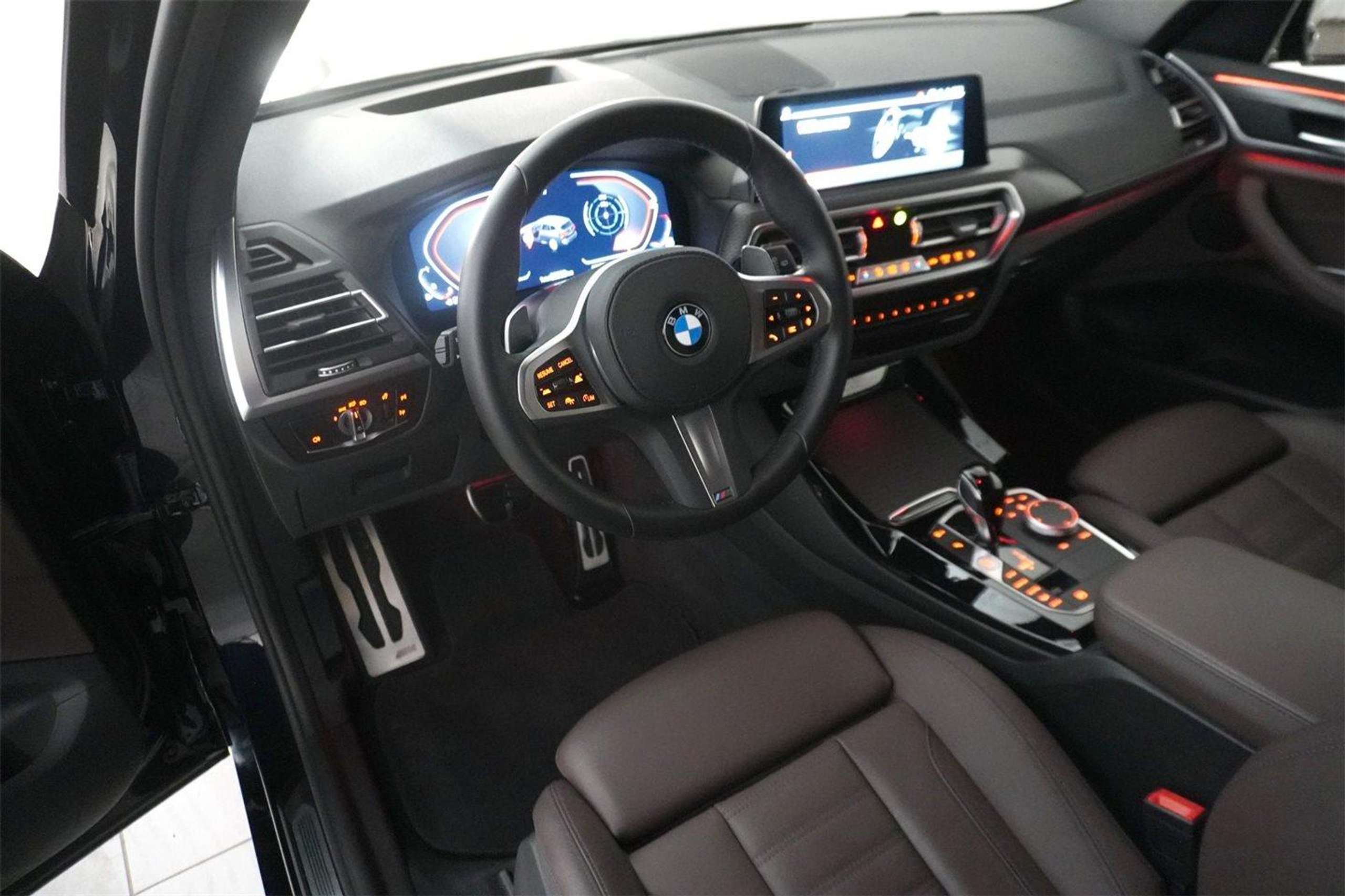 BMW - X3