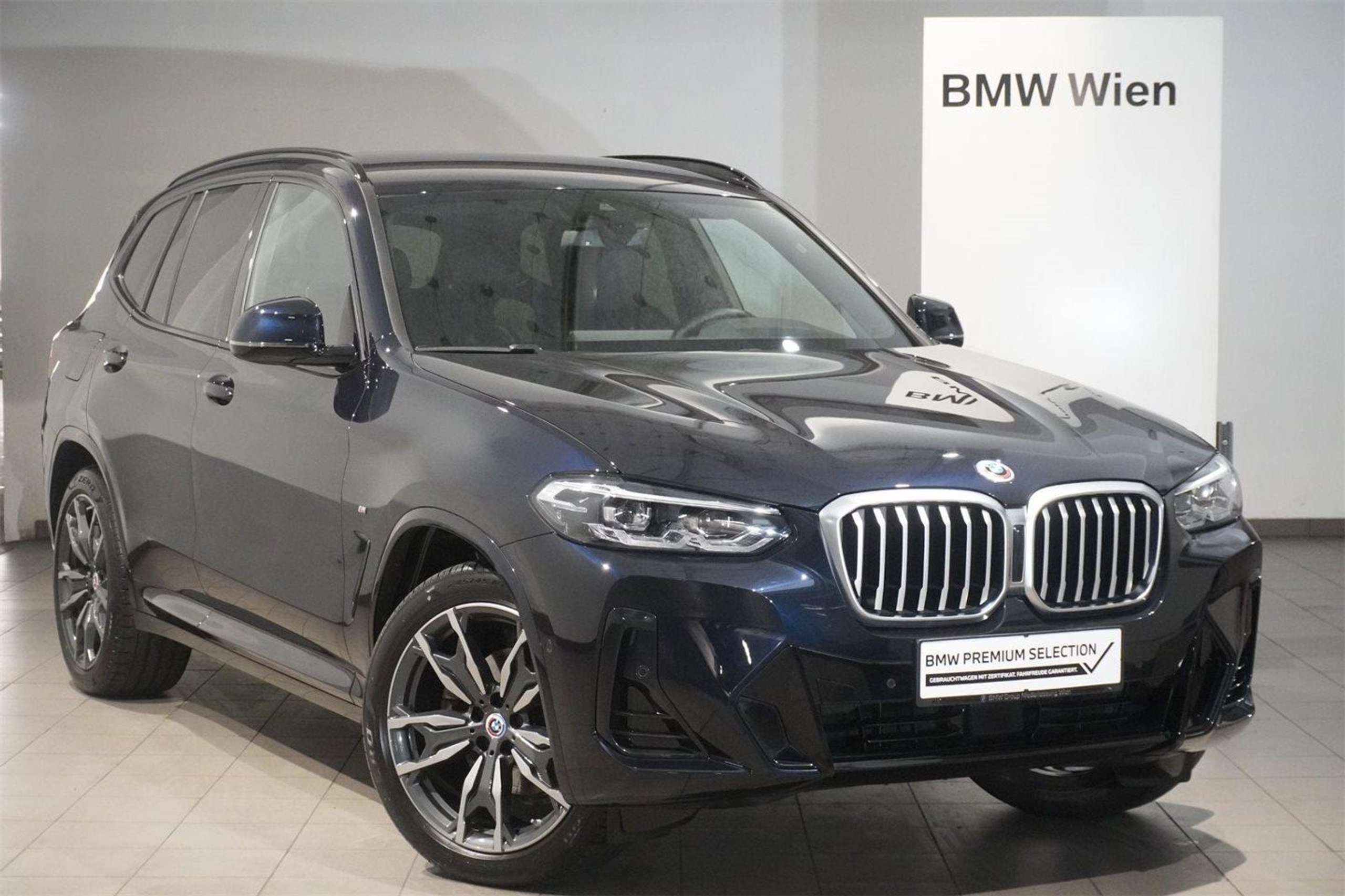 BMW - X3