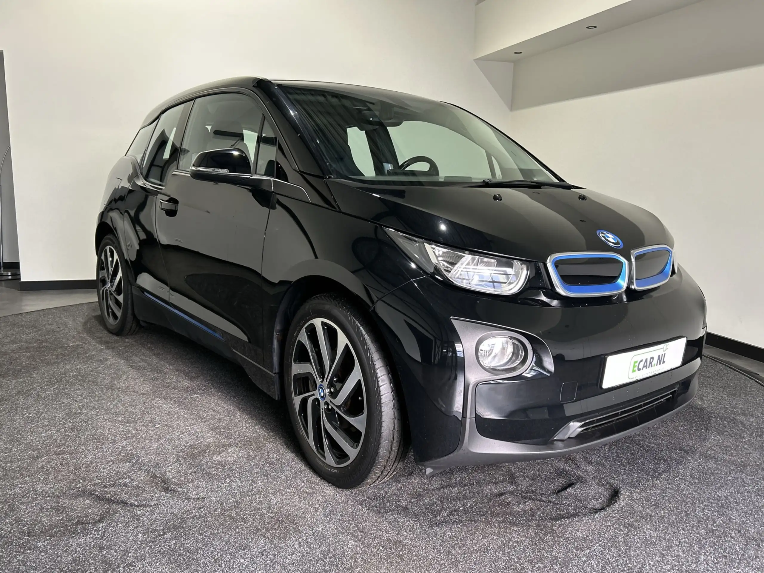 BMW - i3