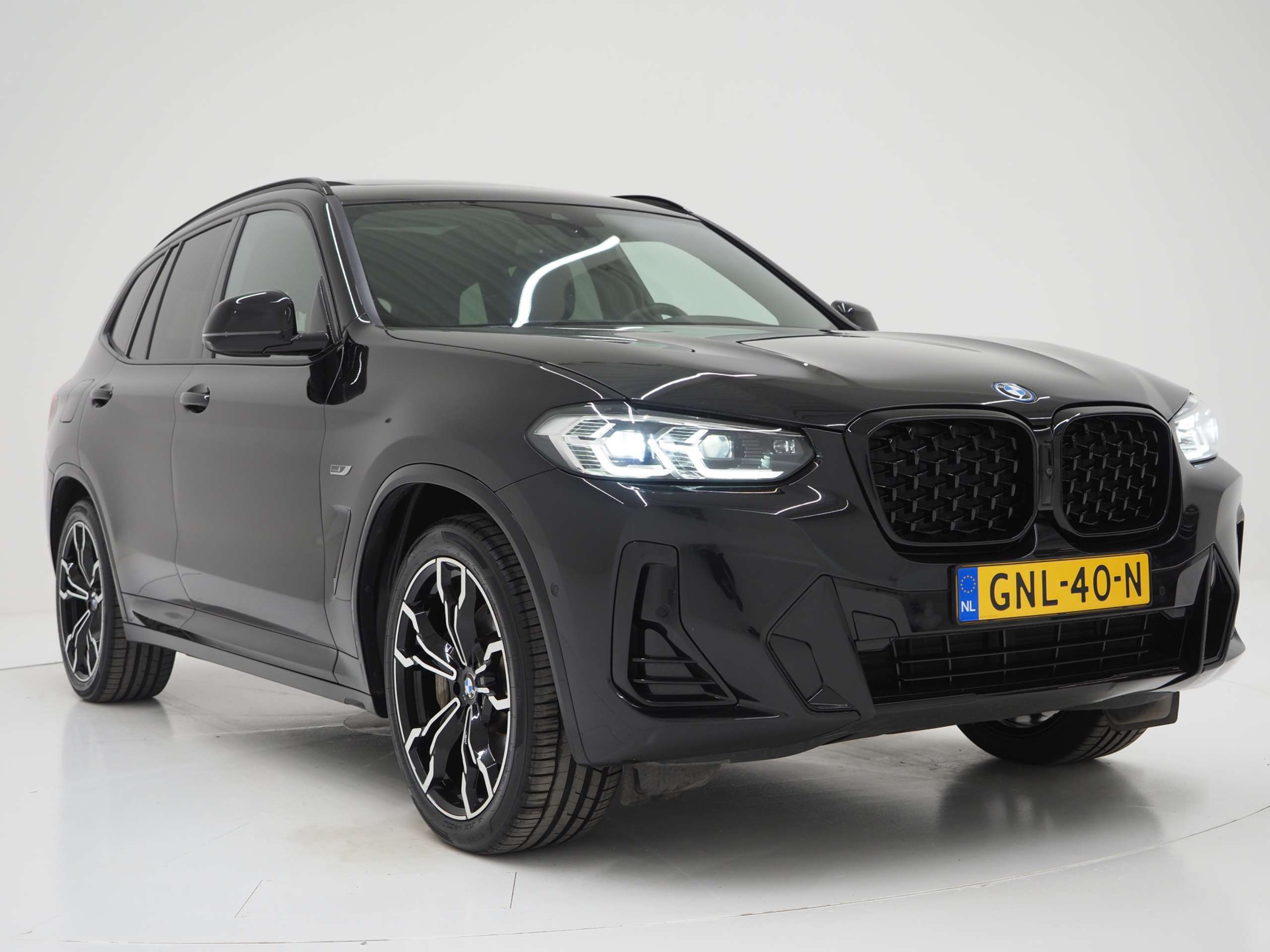 BMW - X3