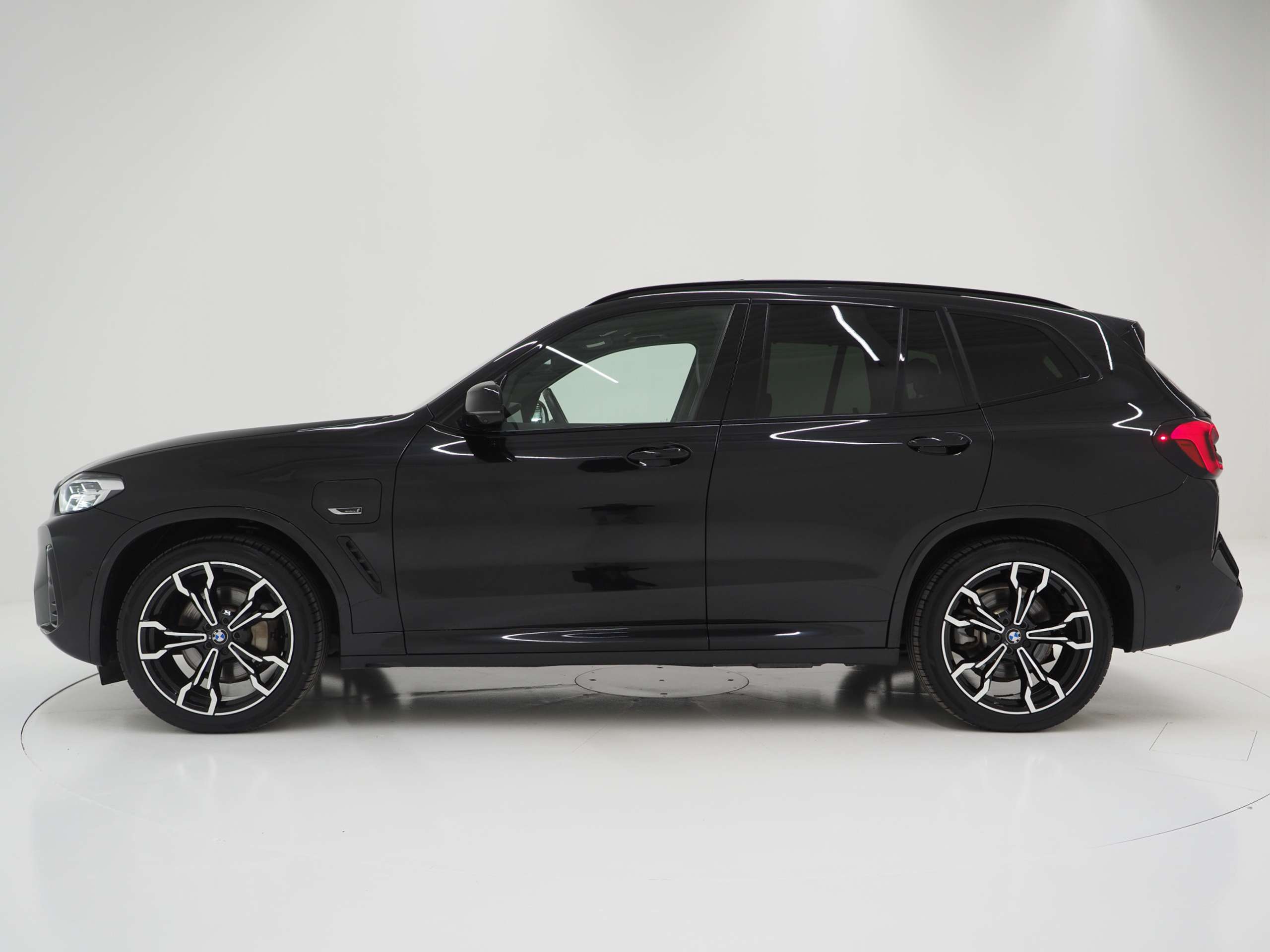 BMW - X3