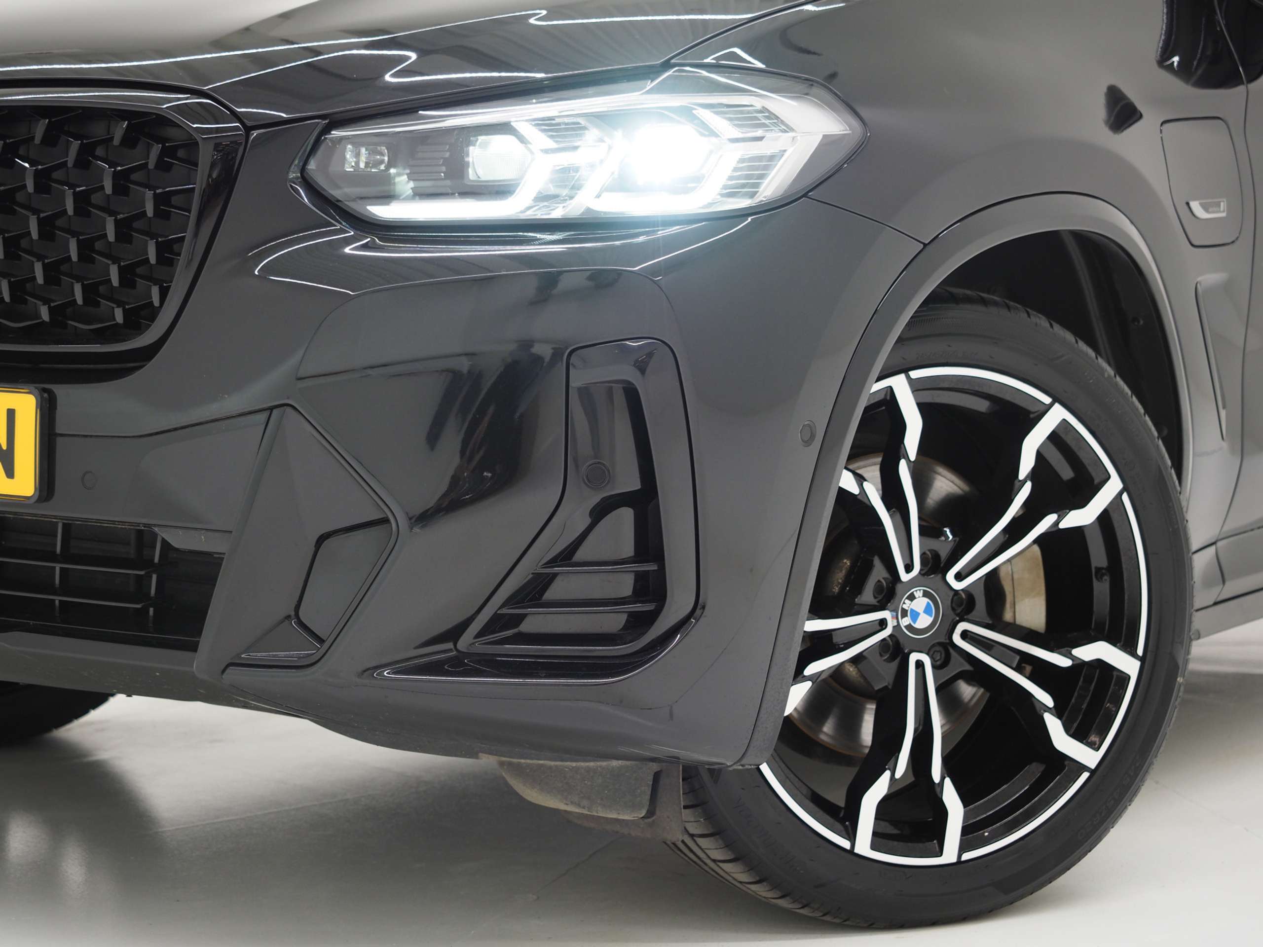 BMW - X3