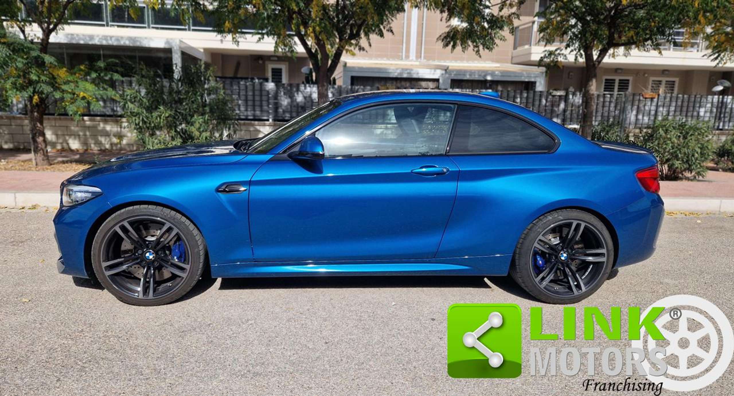 BMW - M2