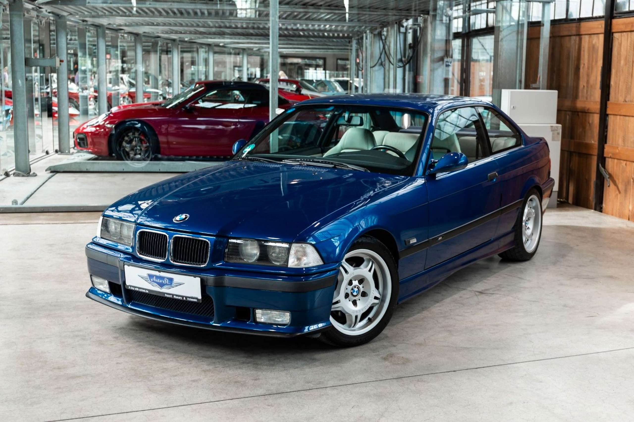 BMW - M3