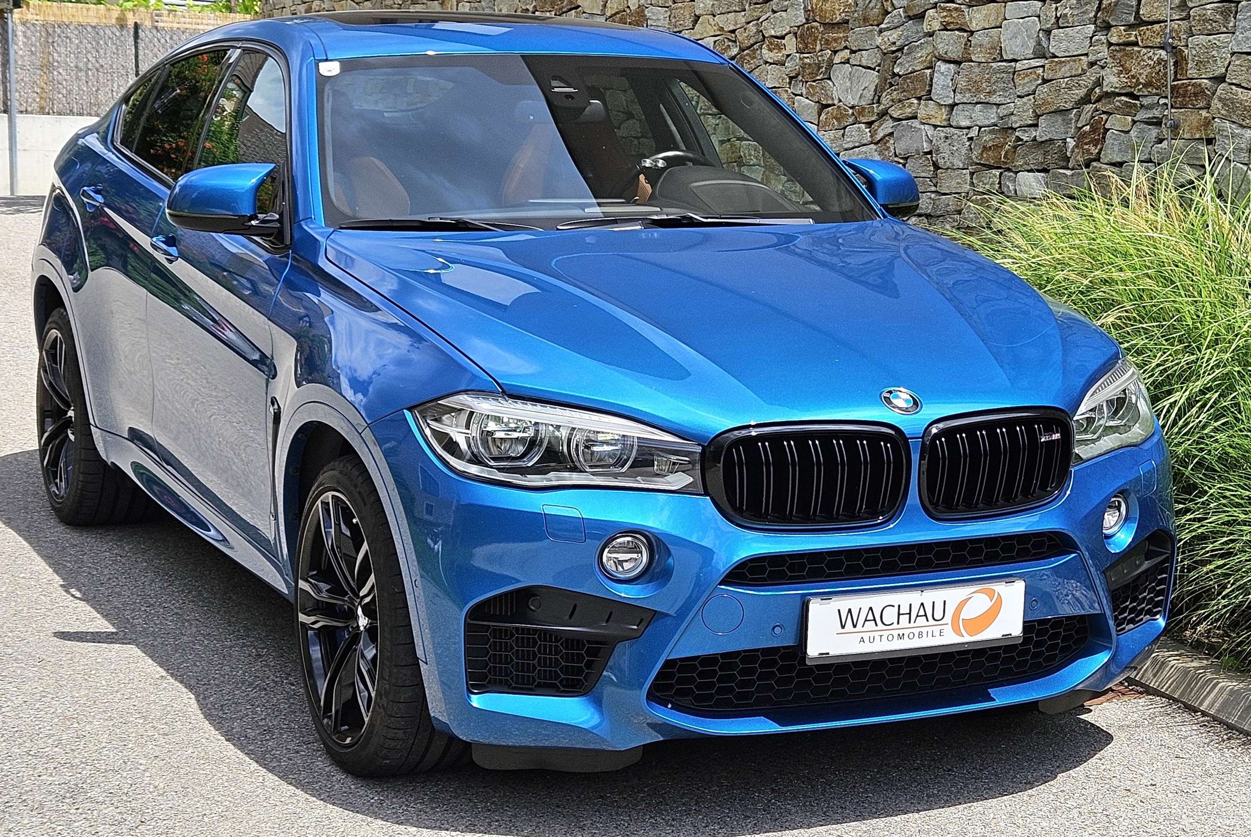 BMW - X6 M