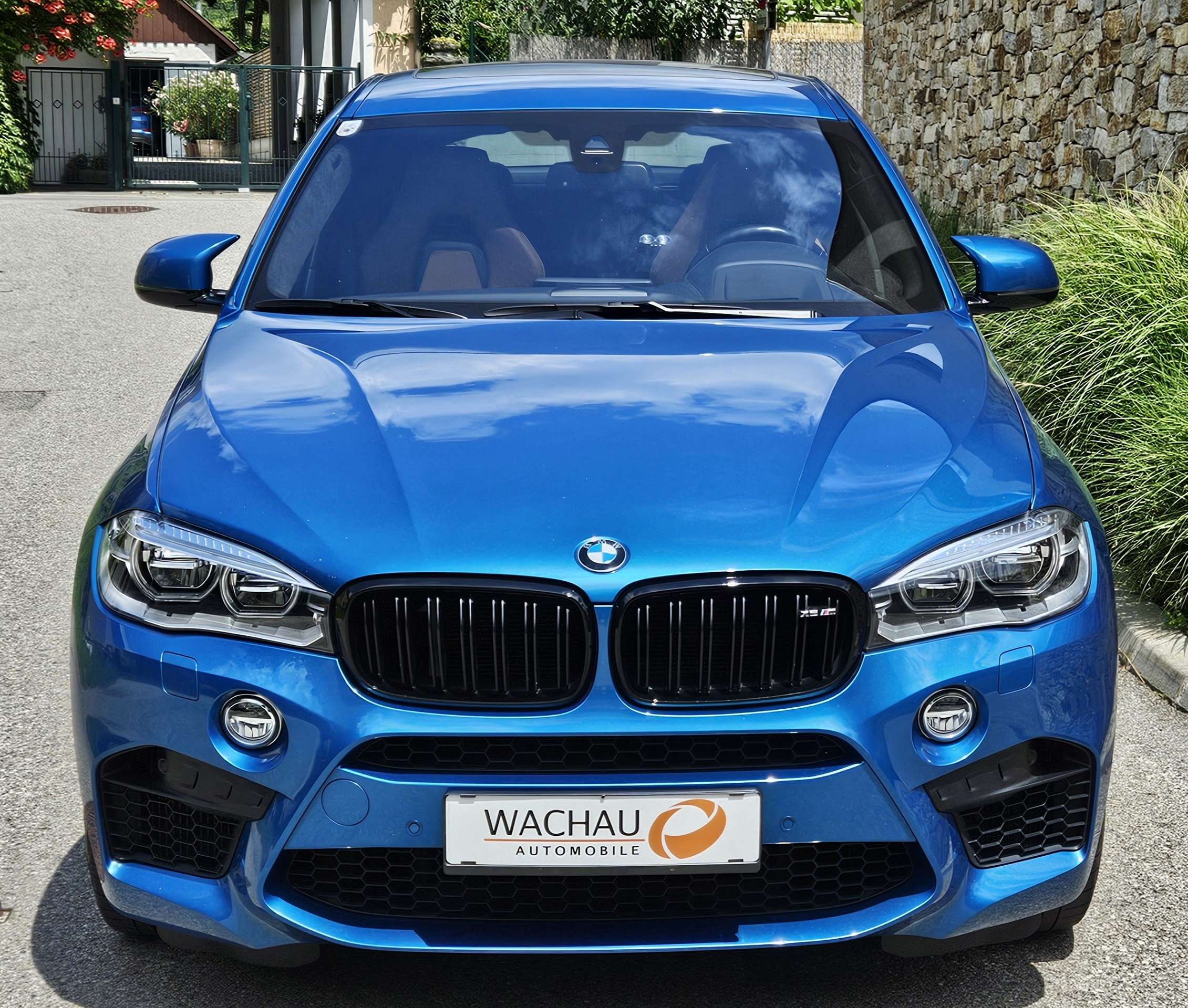 BMW - X6 M