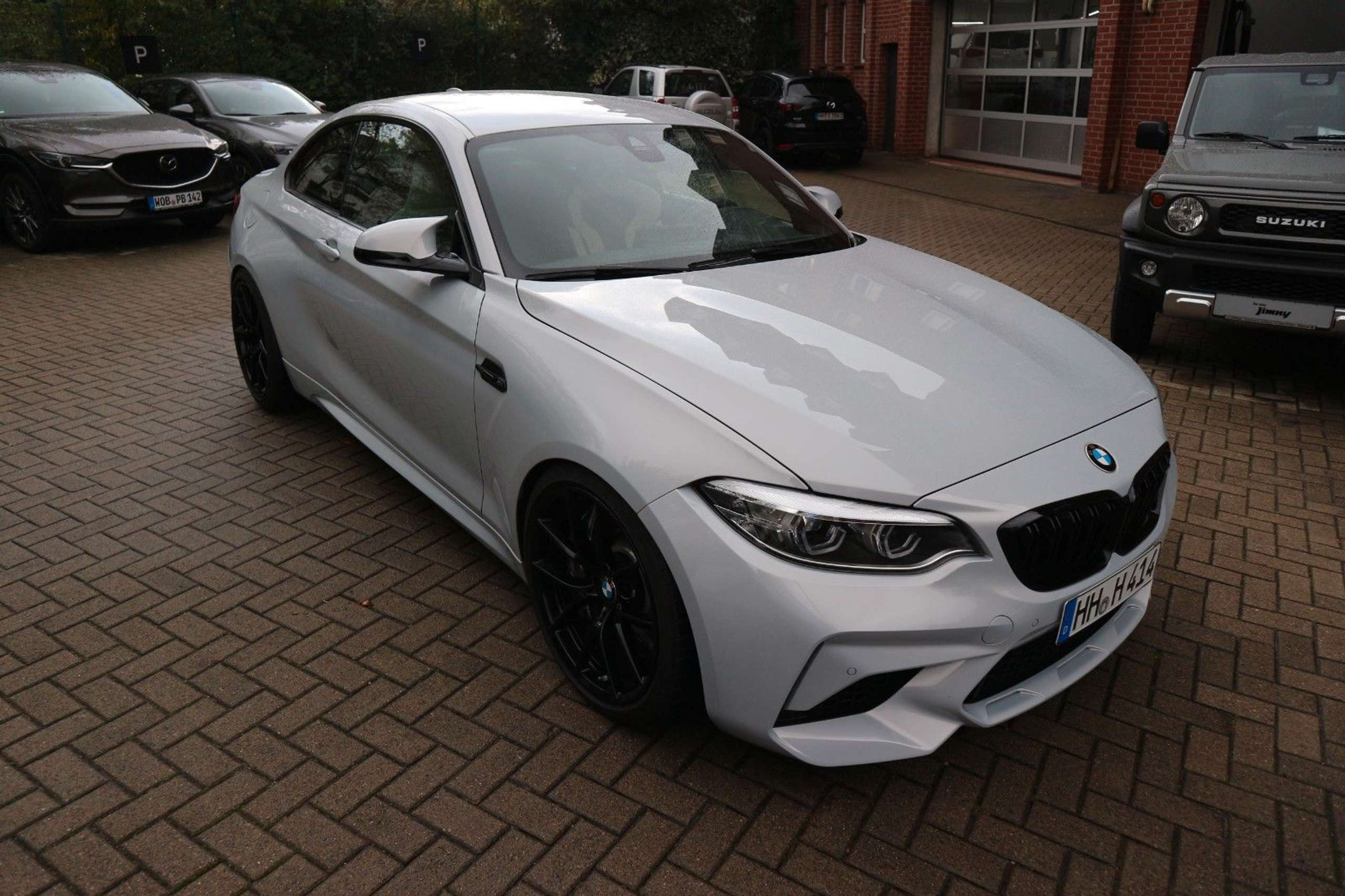 BMW - M2