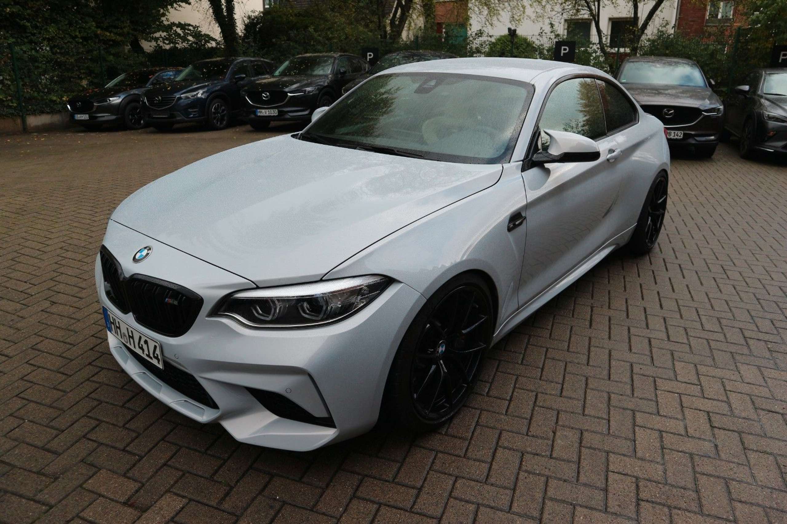 BMW - M2