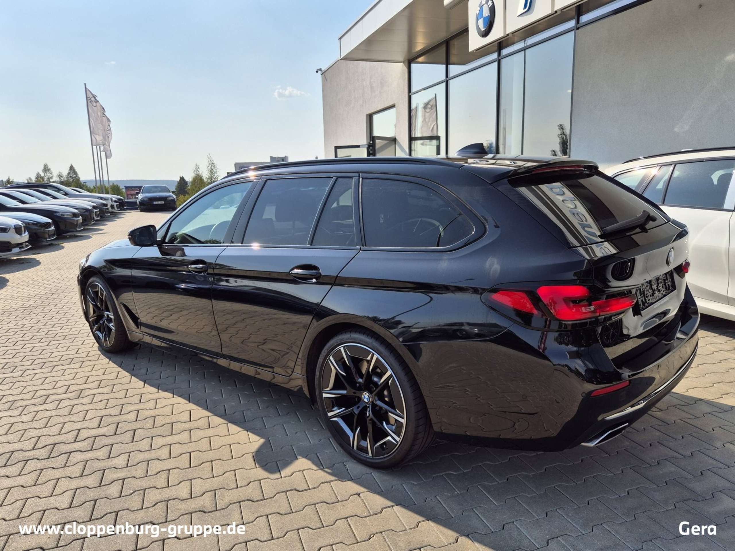 BMW - 530