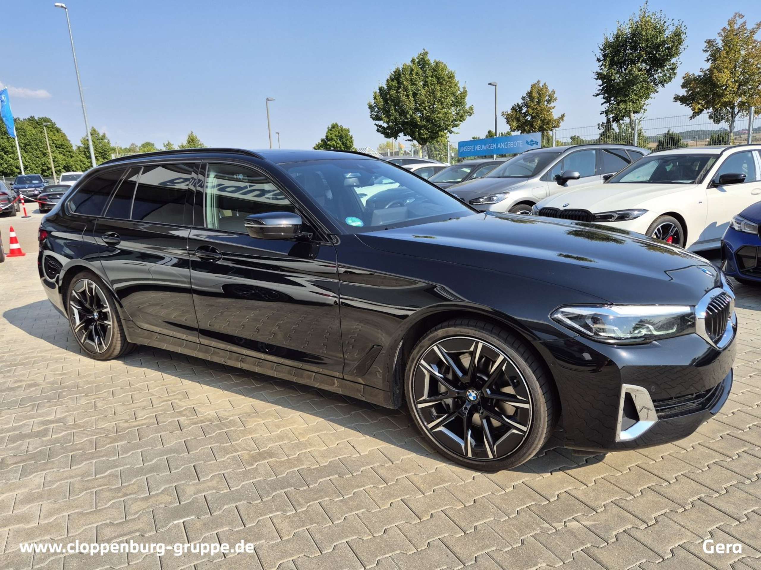 BMW - 530