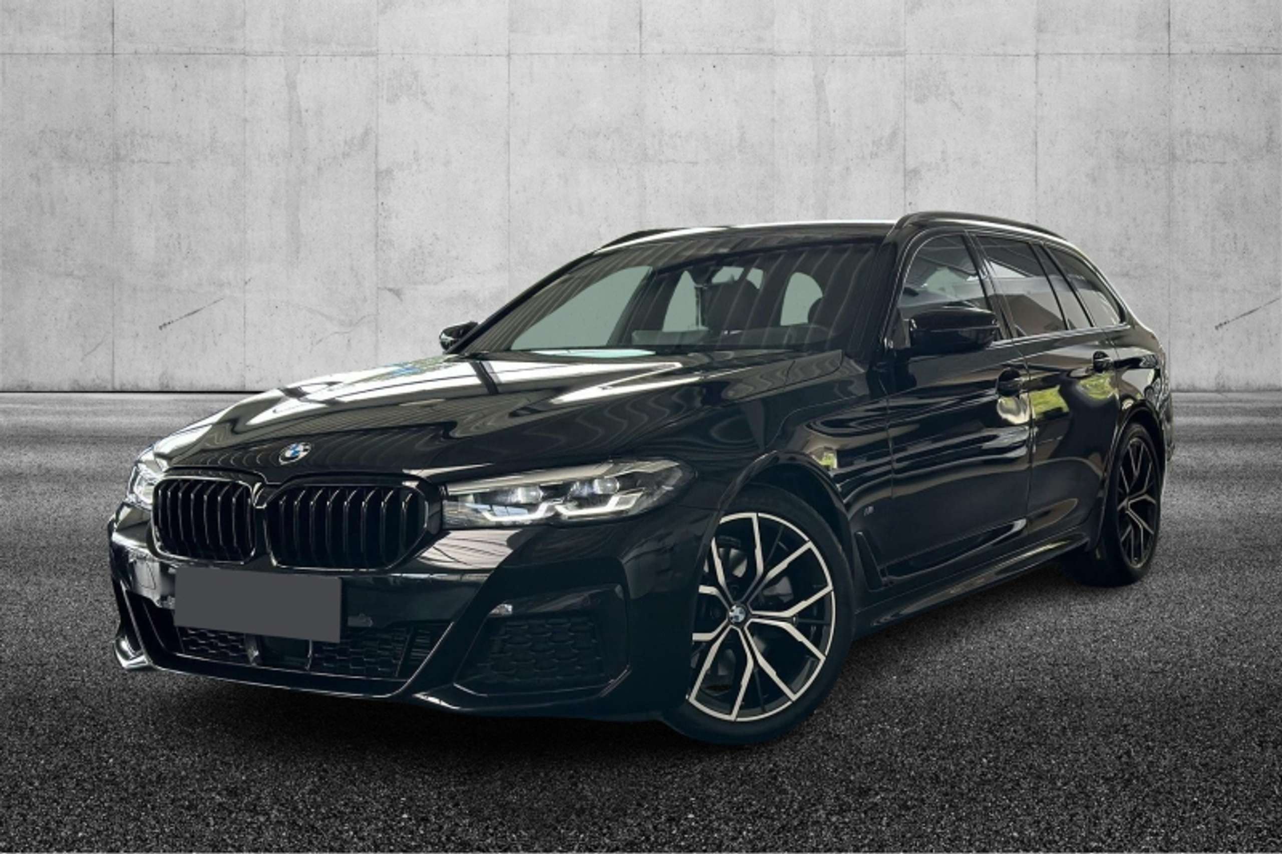 BMW - 520