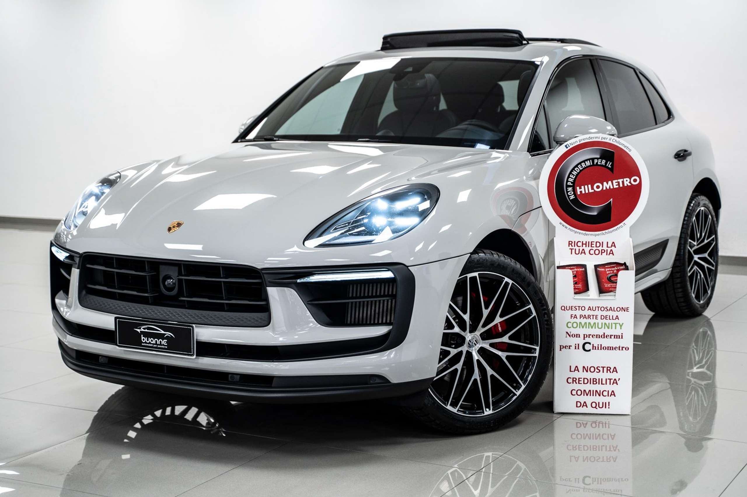 Porsche - Macan