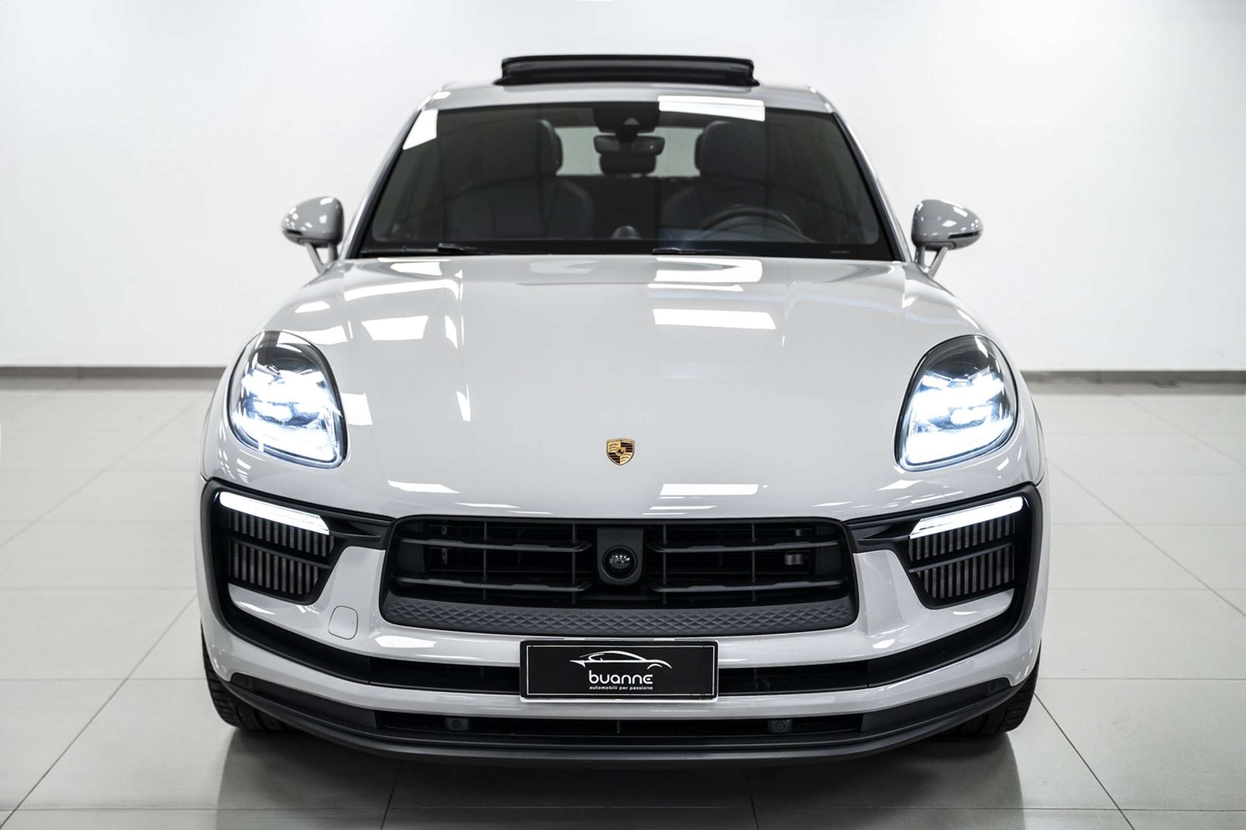 Porsche - Macan