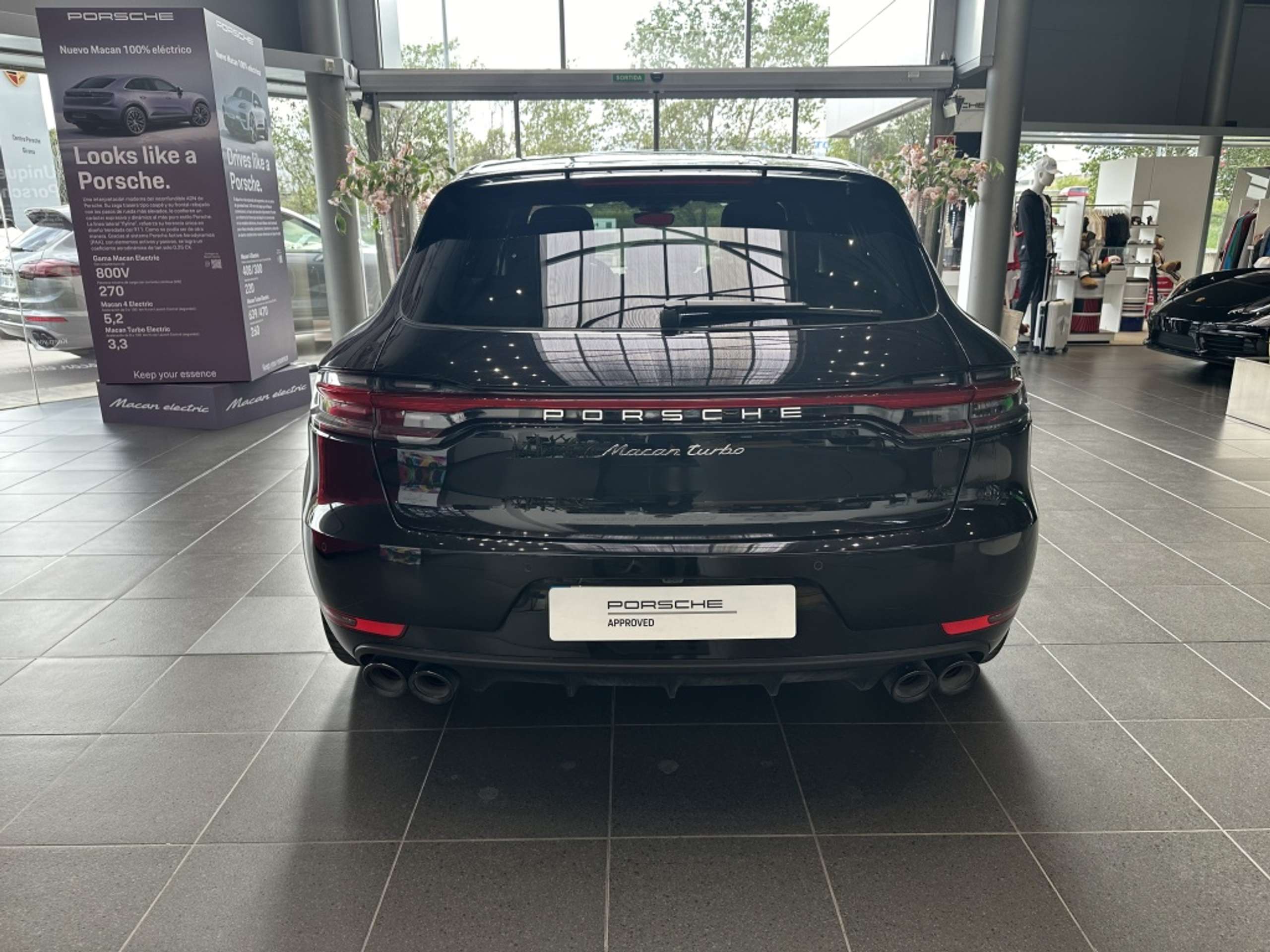 Porsche - Macan