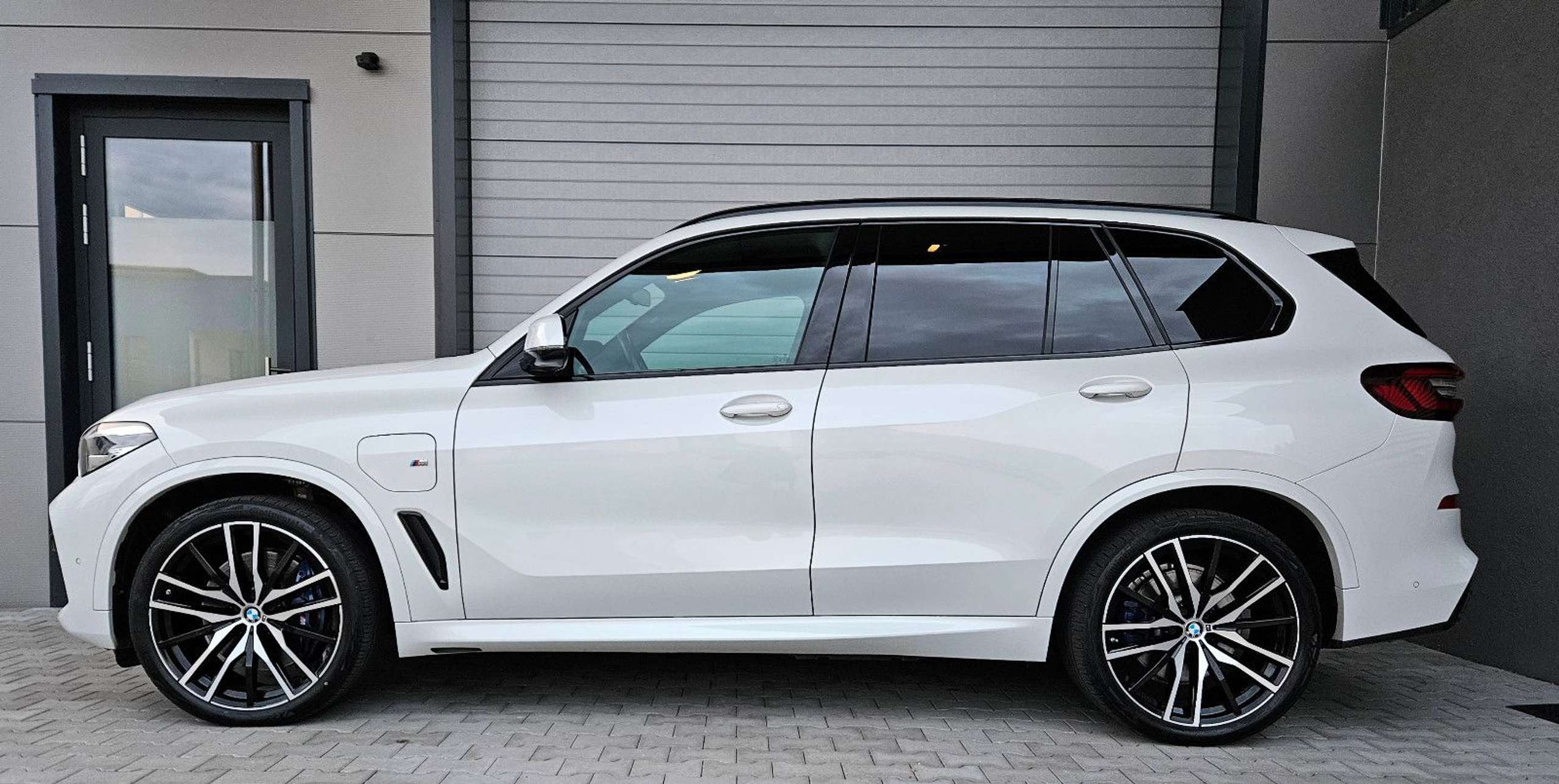 BMW - X5