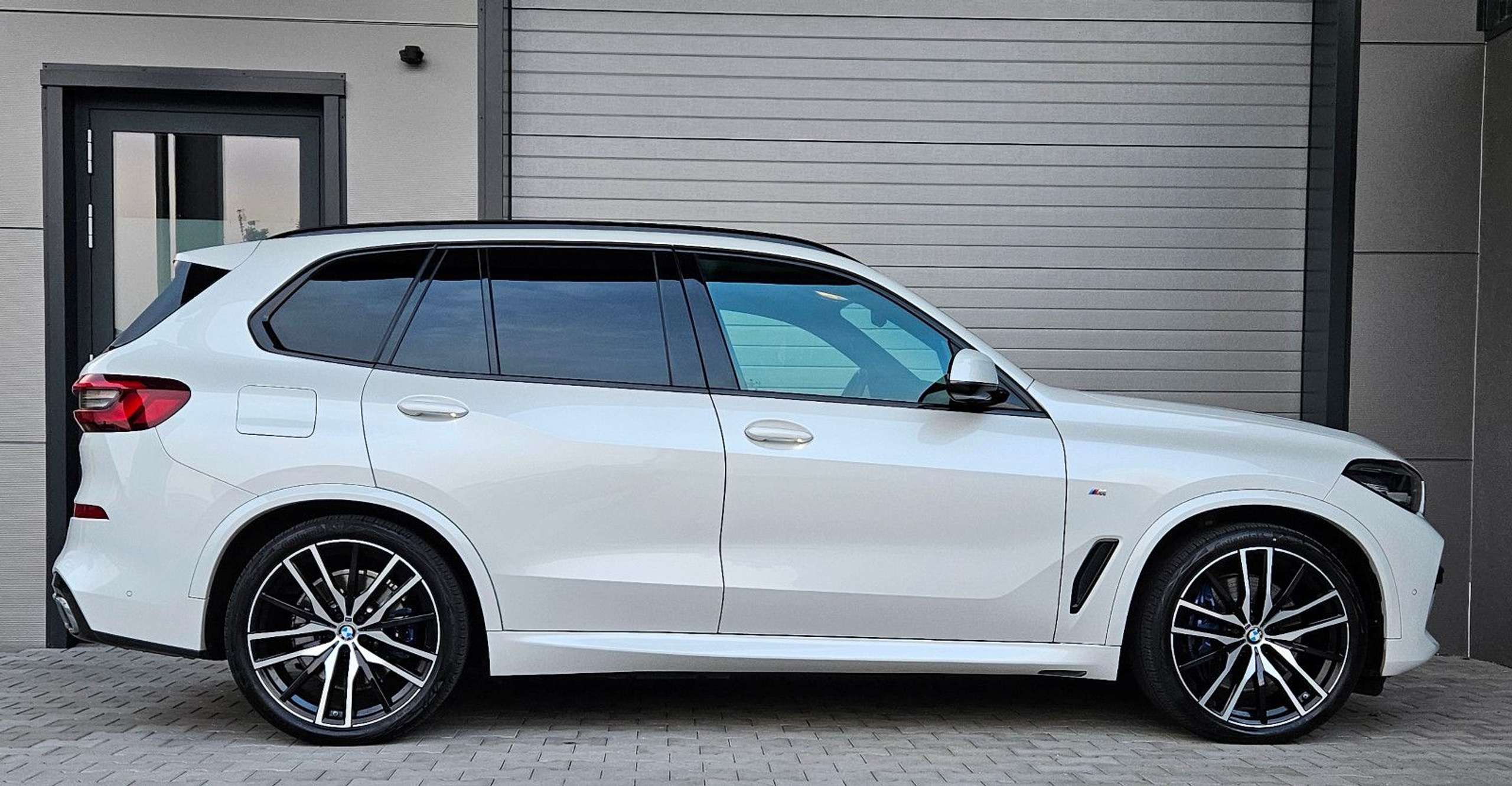 BMW - X5