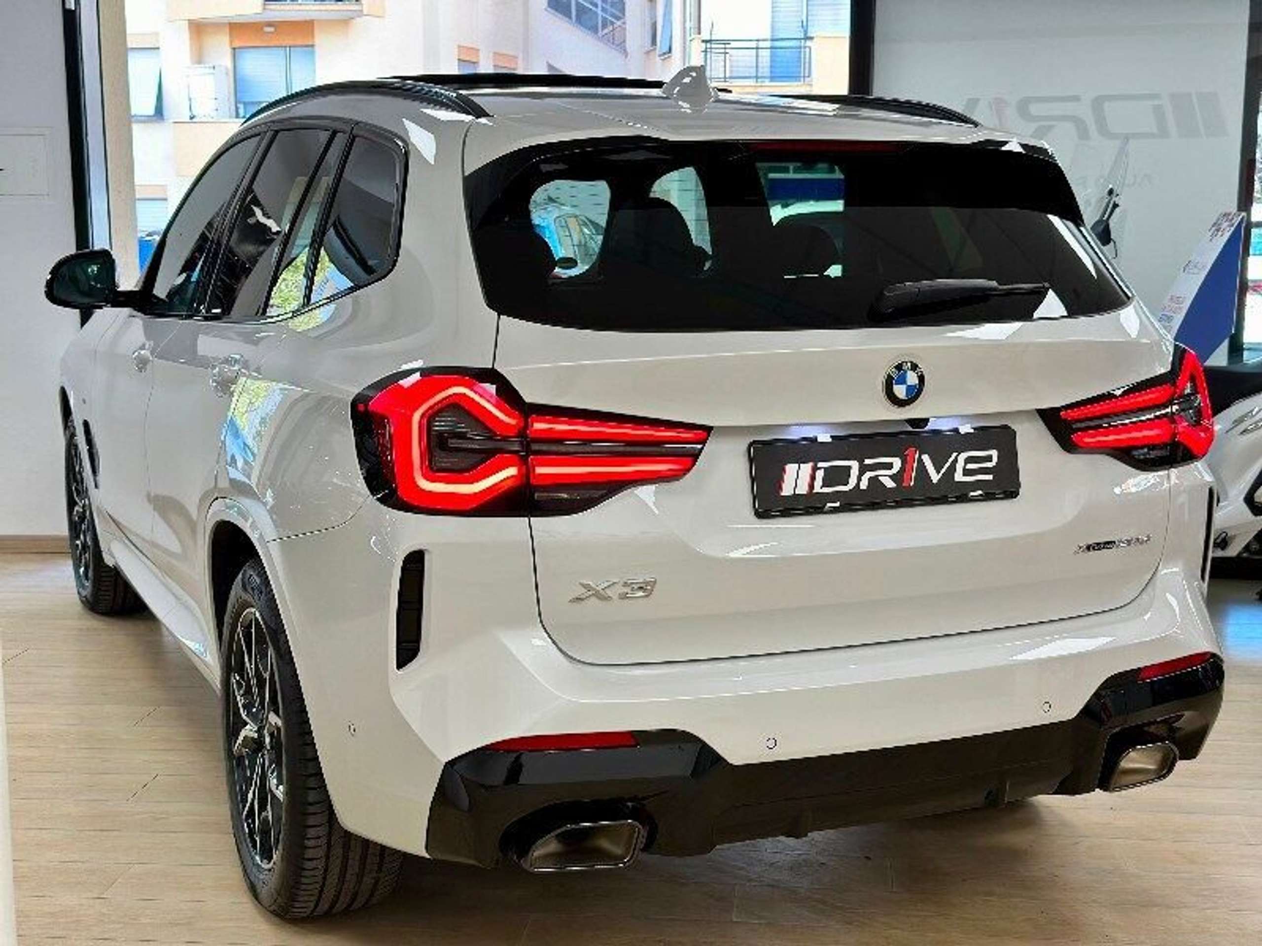 BMW - X3