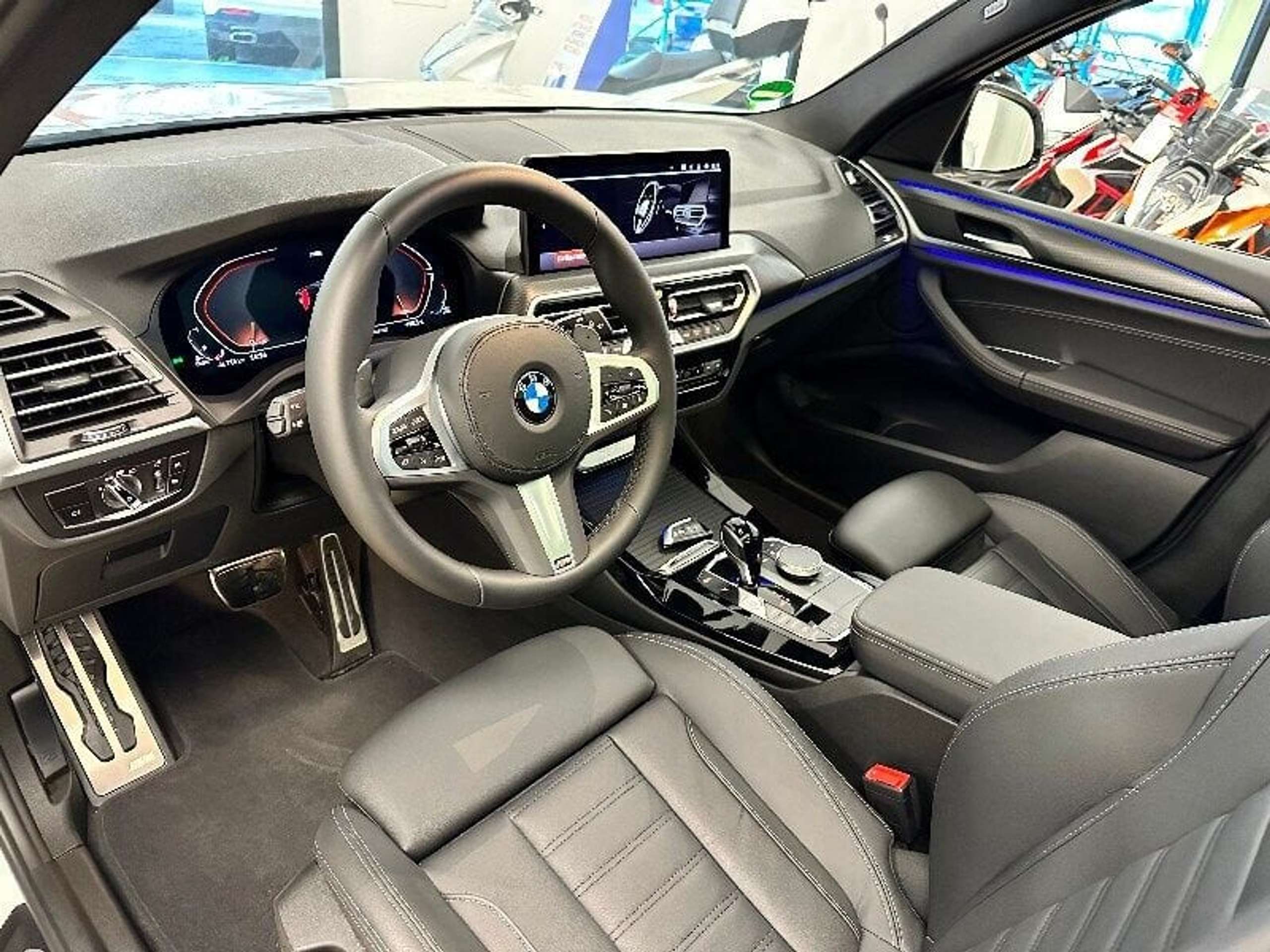 BMW - X3