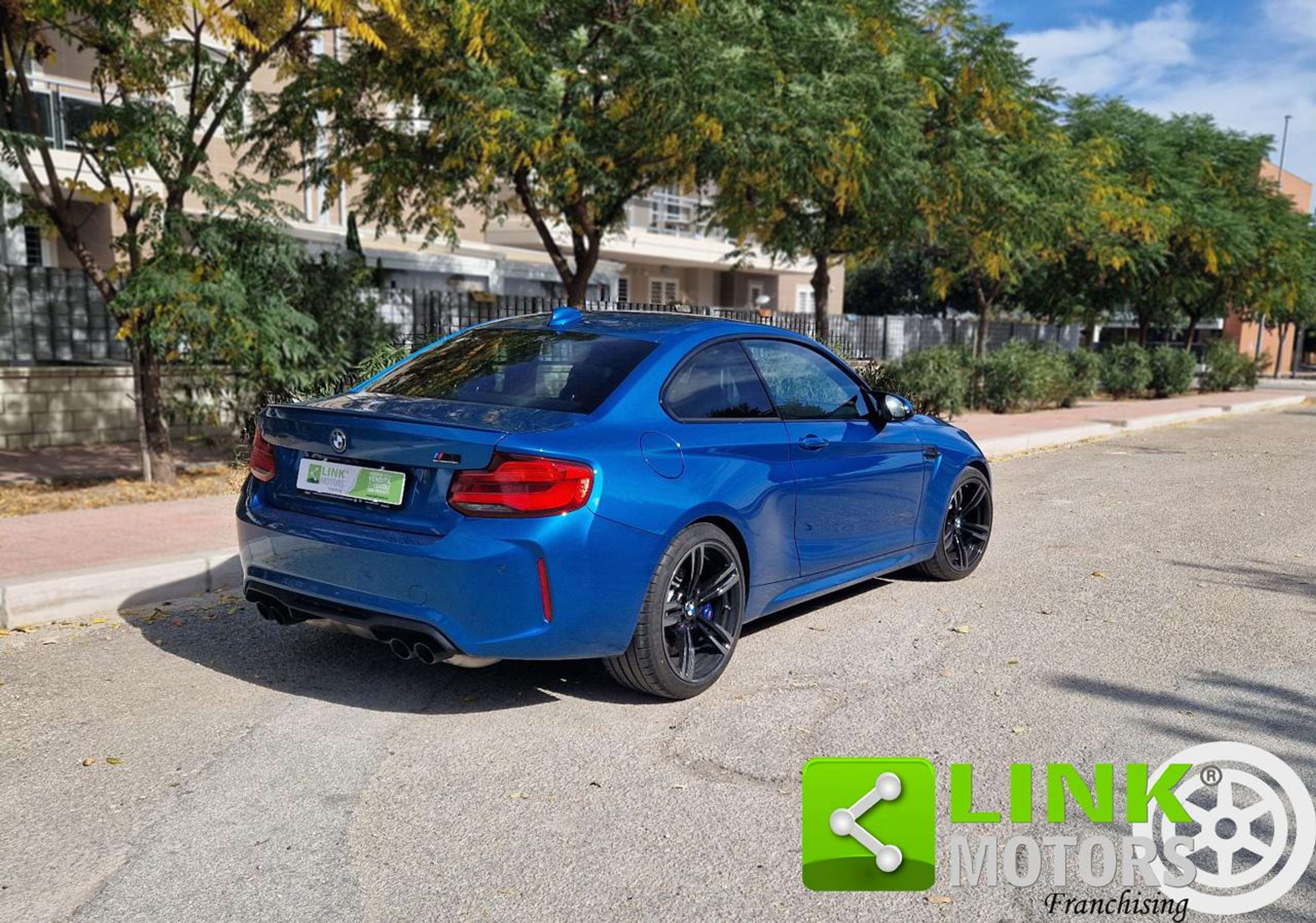 BMW - M2