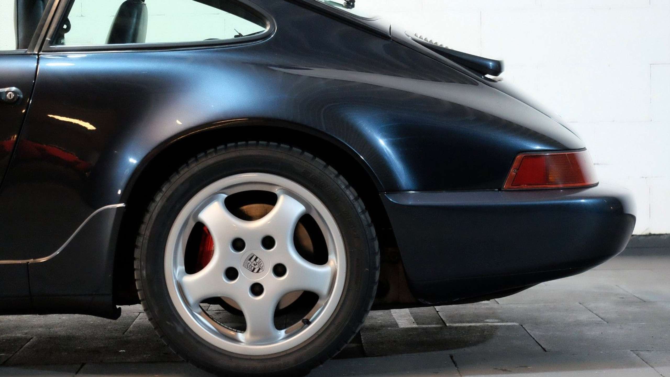 Porsche - 964