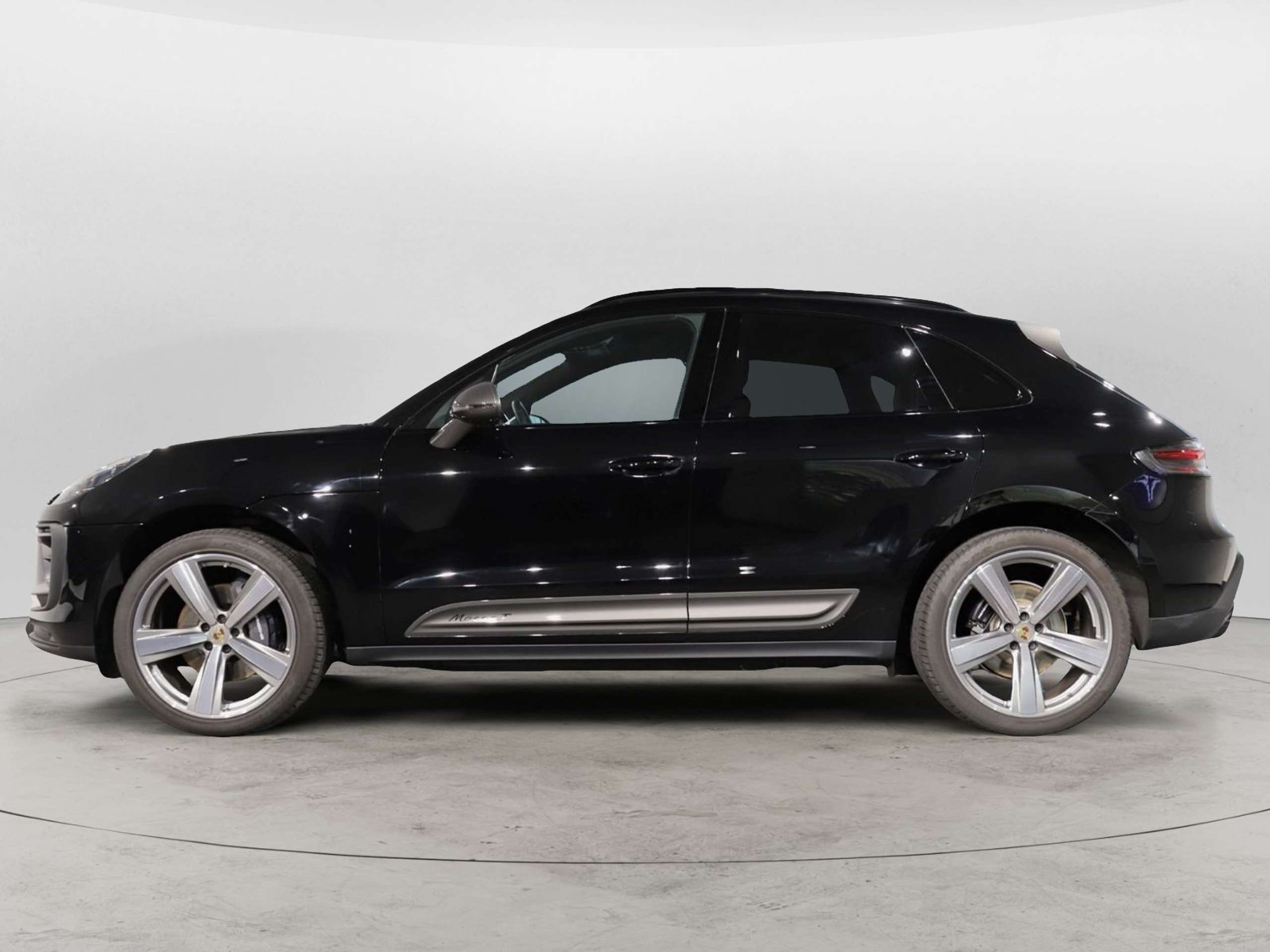 Porsche - Macan