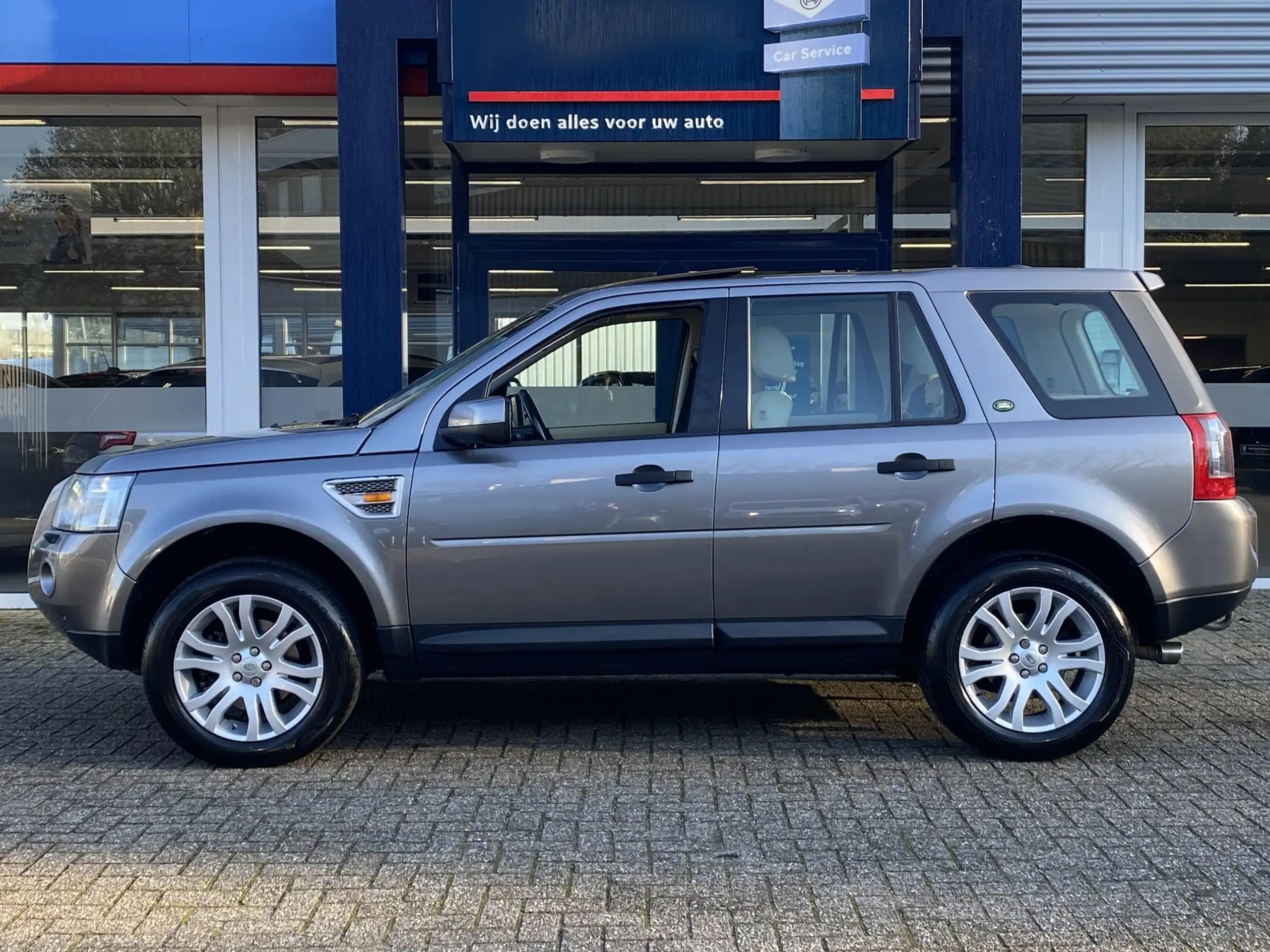 Land Rover - Freelander