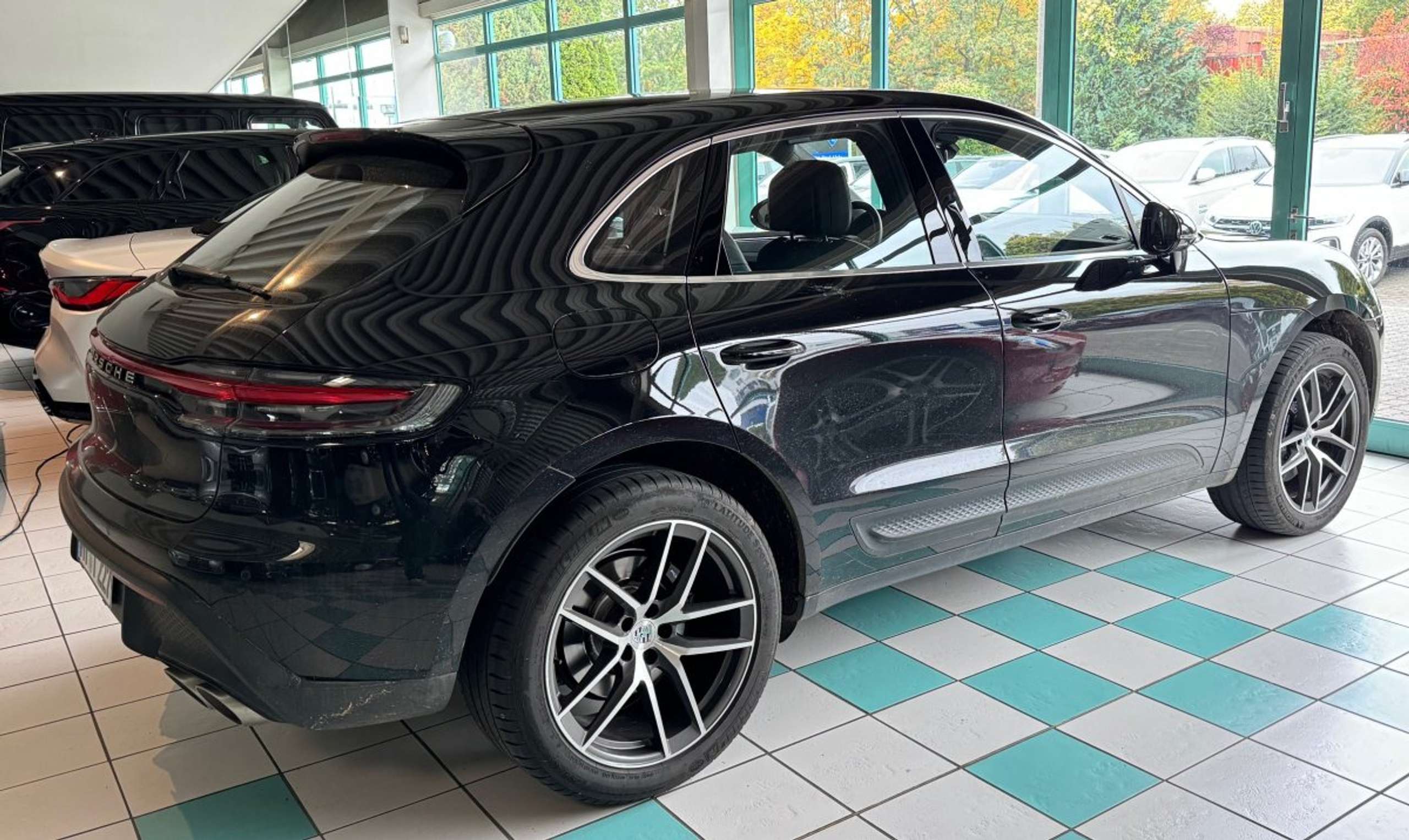 Porsche - Macan