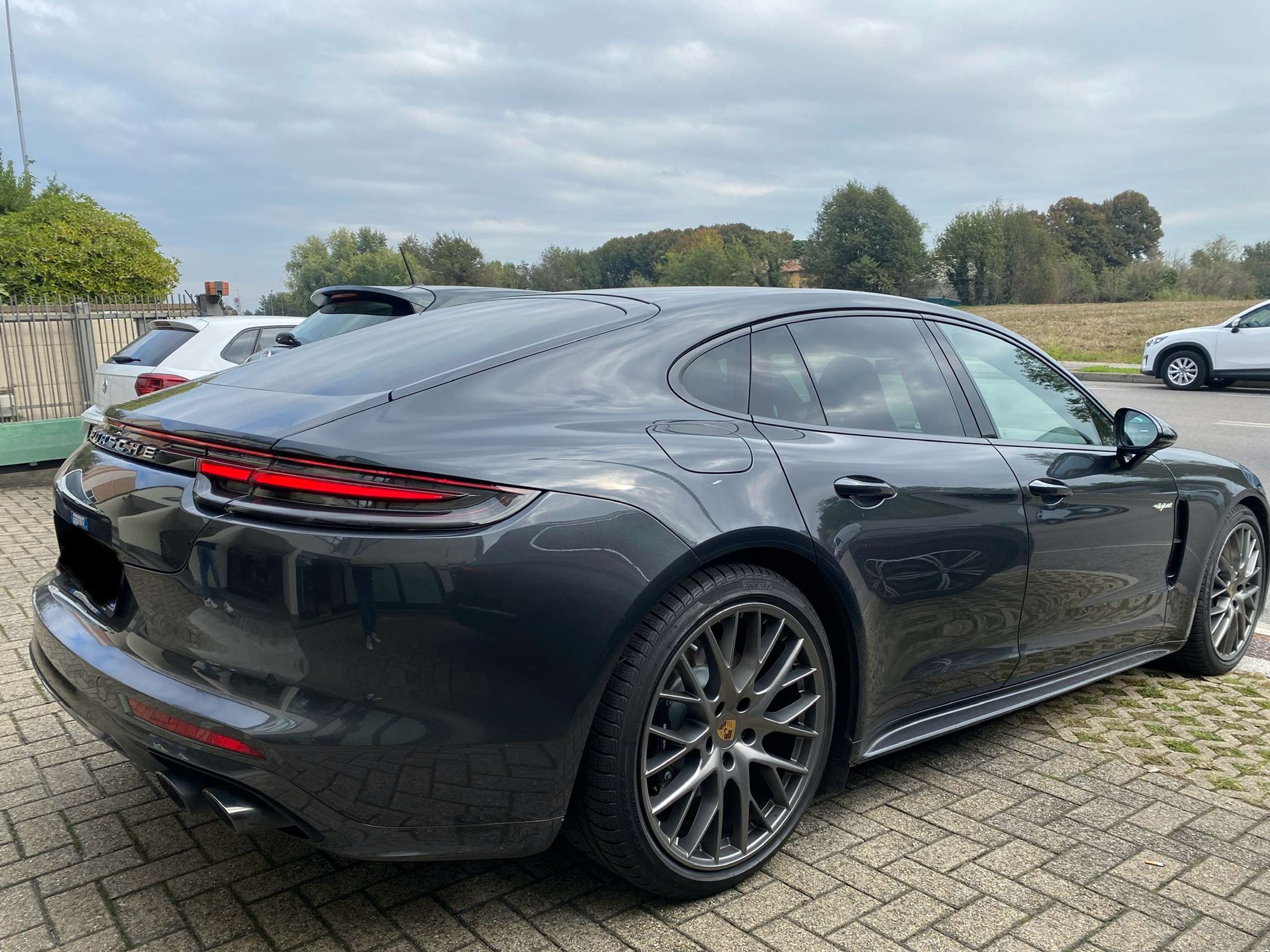 Porsche - Panamera