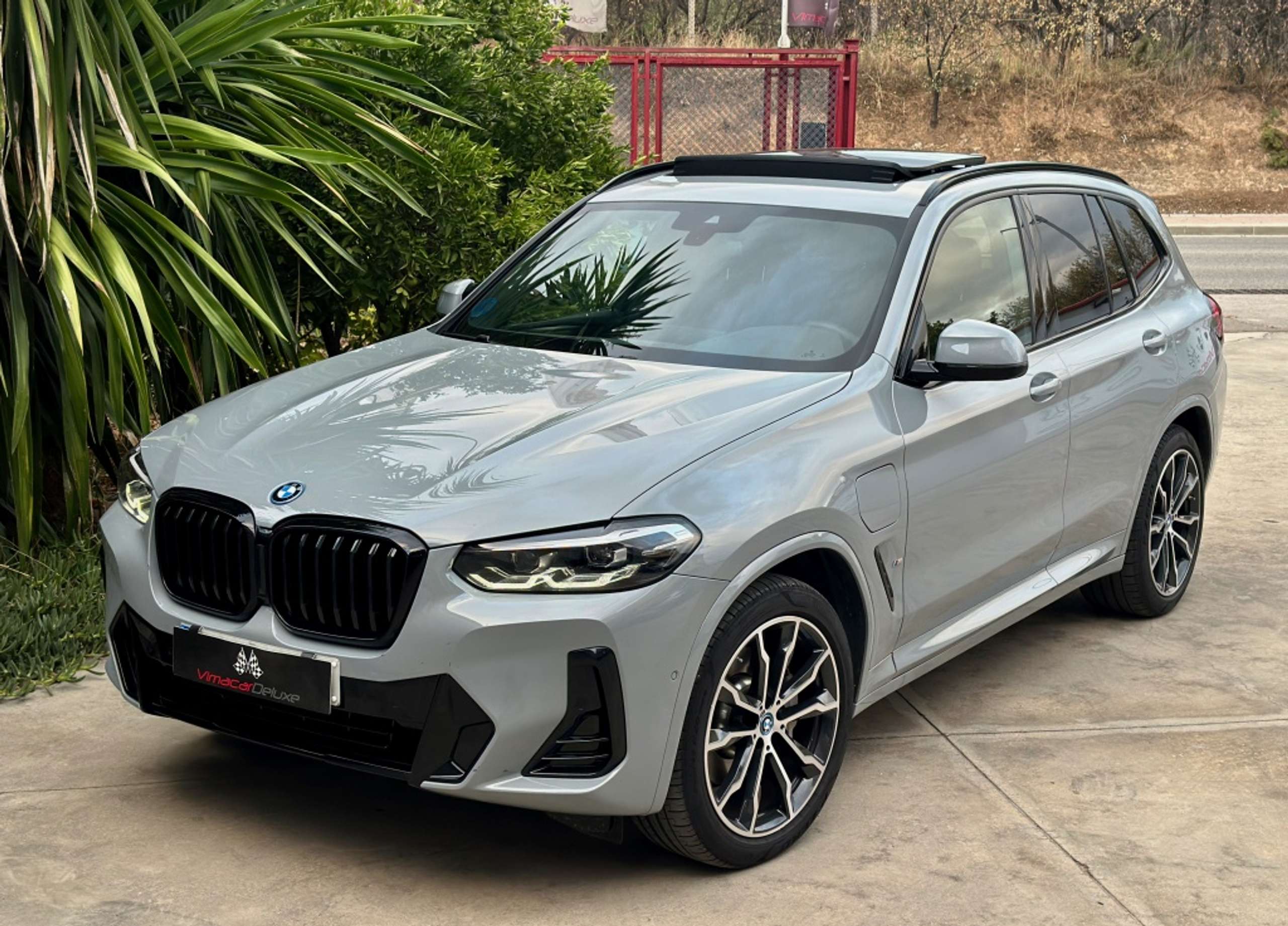 BMW - X3