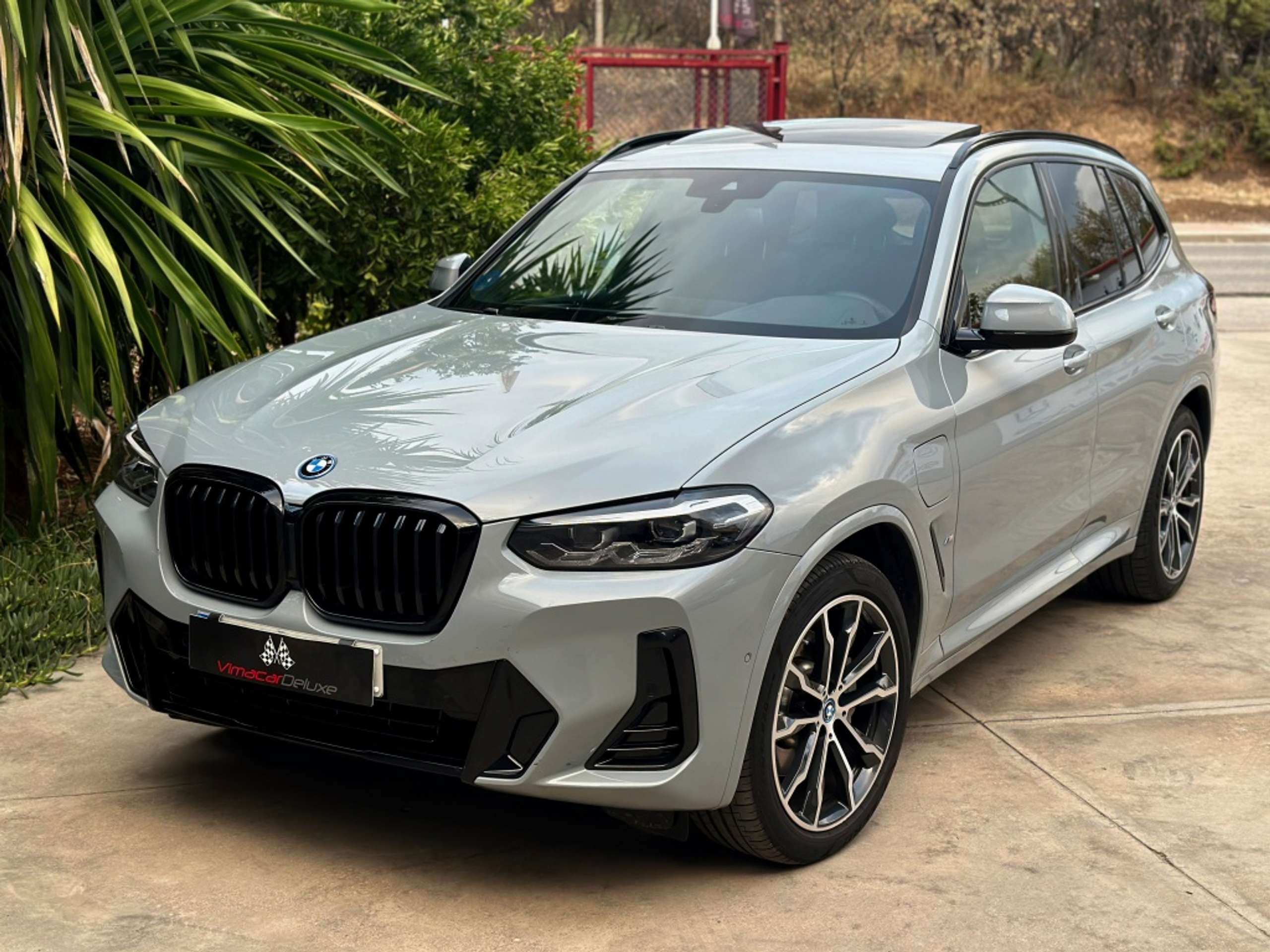 BMW - X3