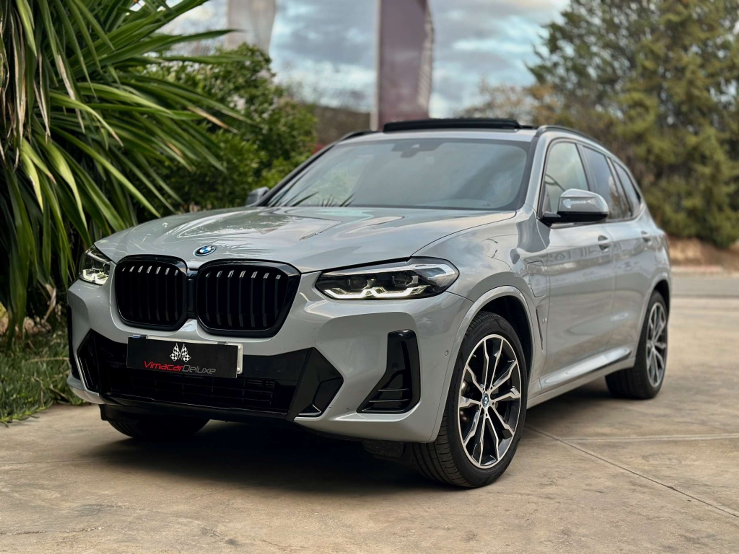 BMW - X3