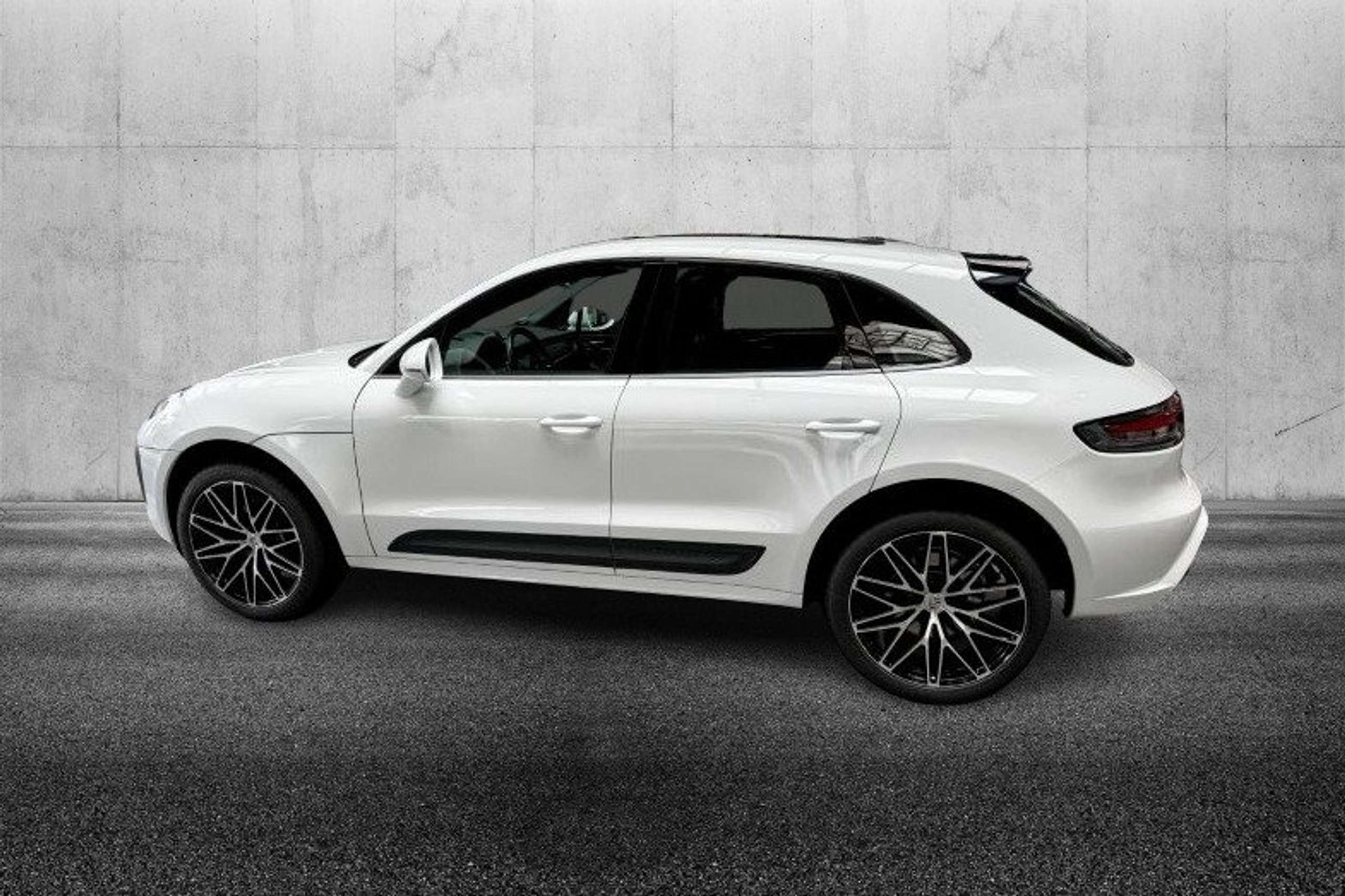 Porsche - Macan