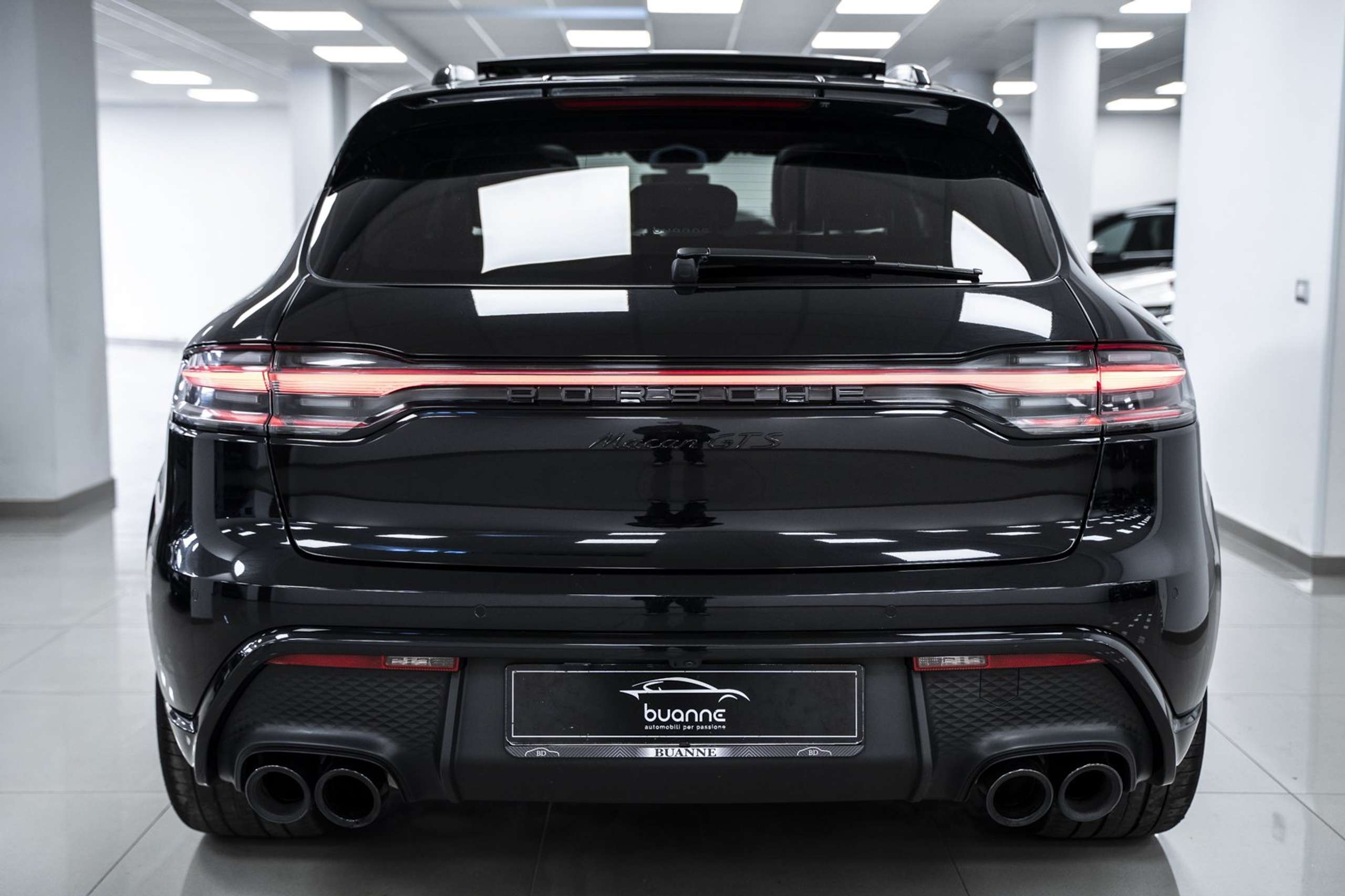 Porsche - Macan