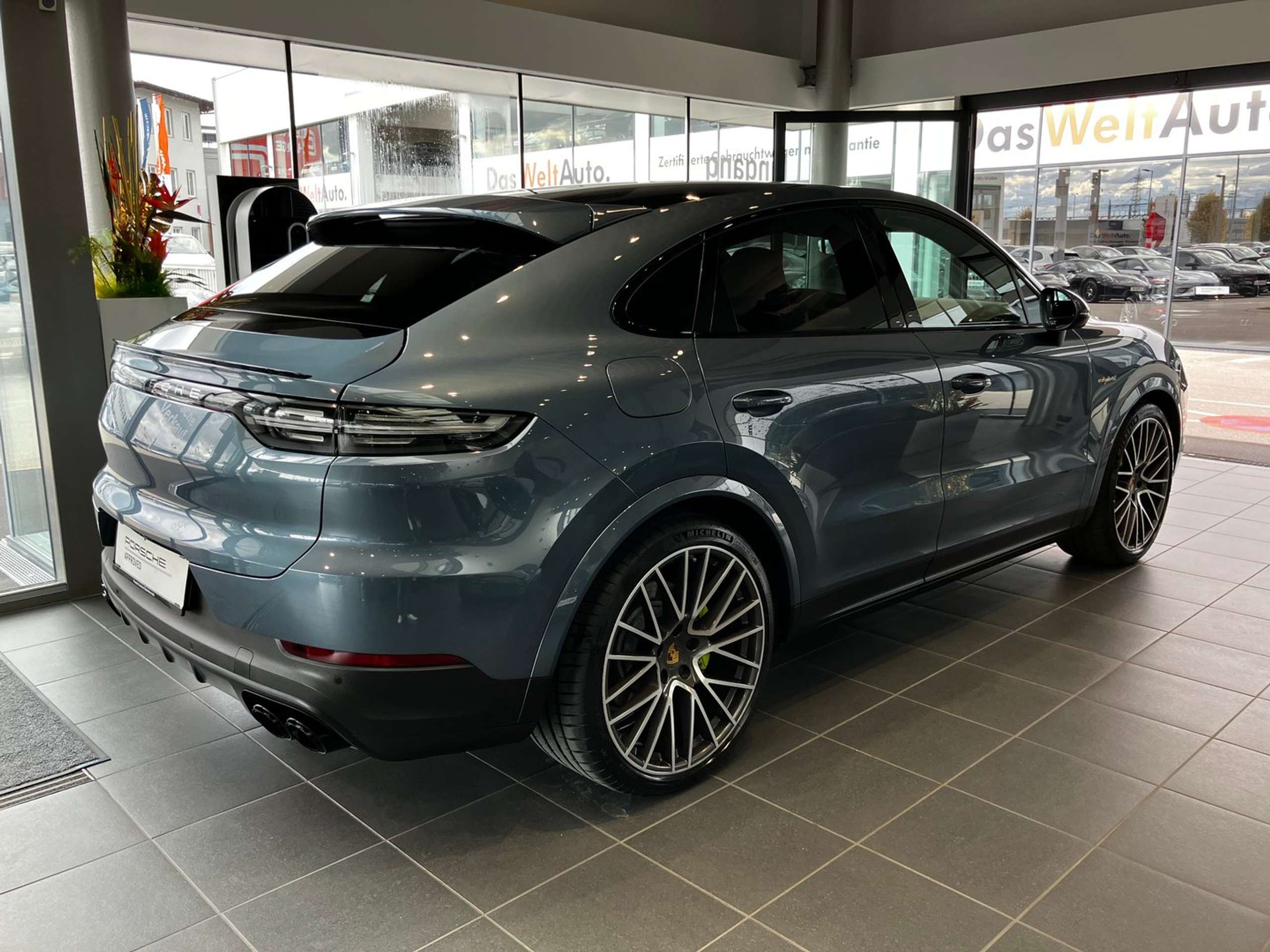 Porsche - Cayenne