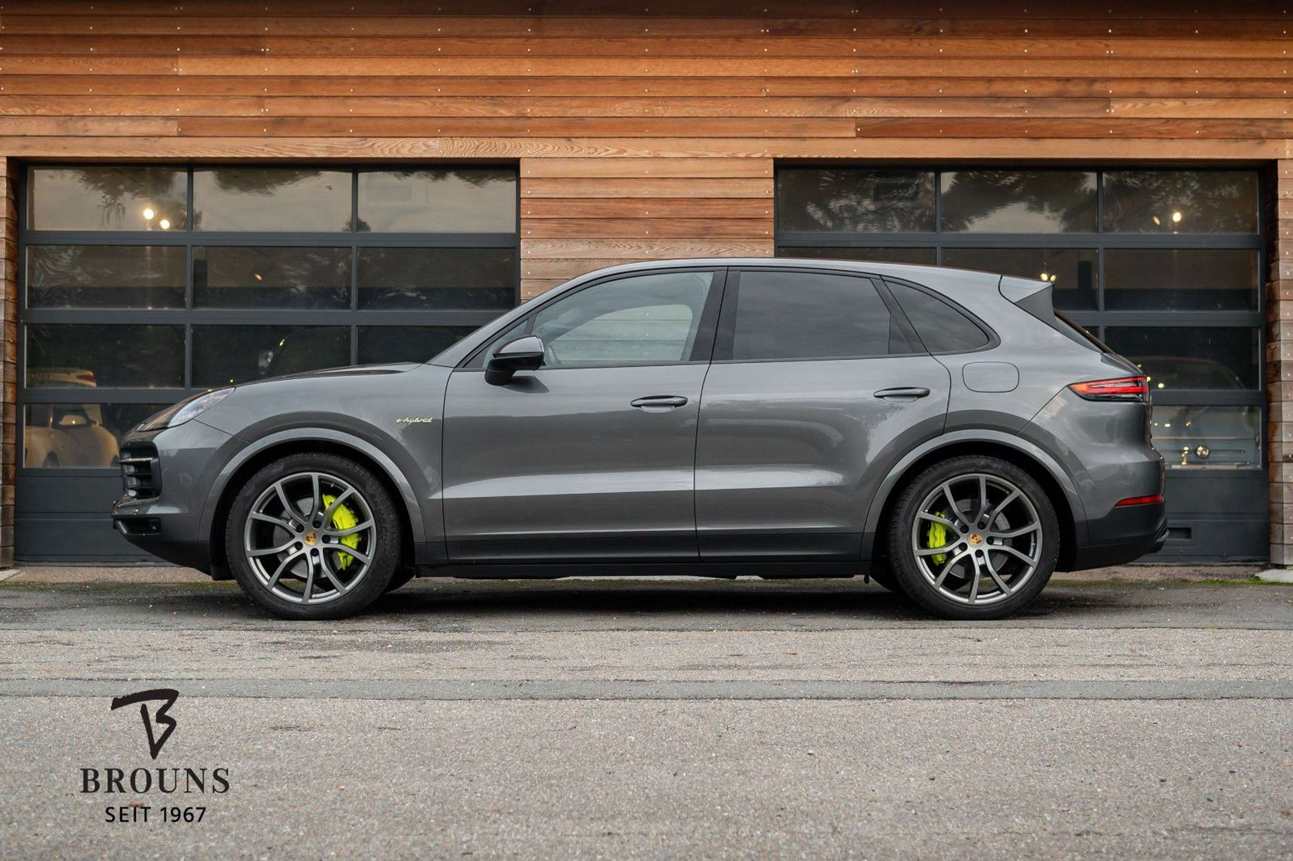 Porsche - Cayenne