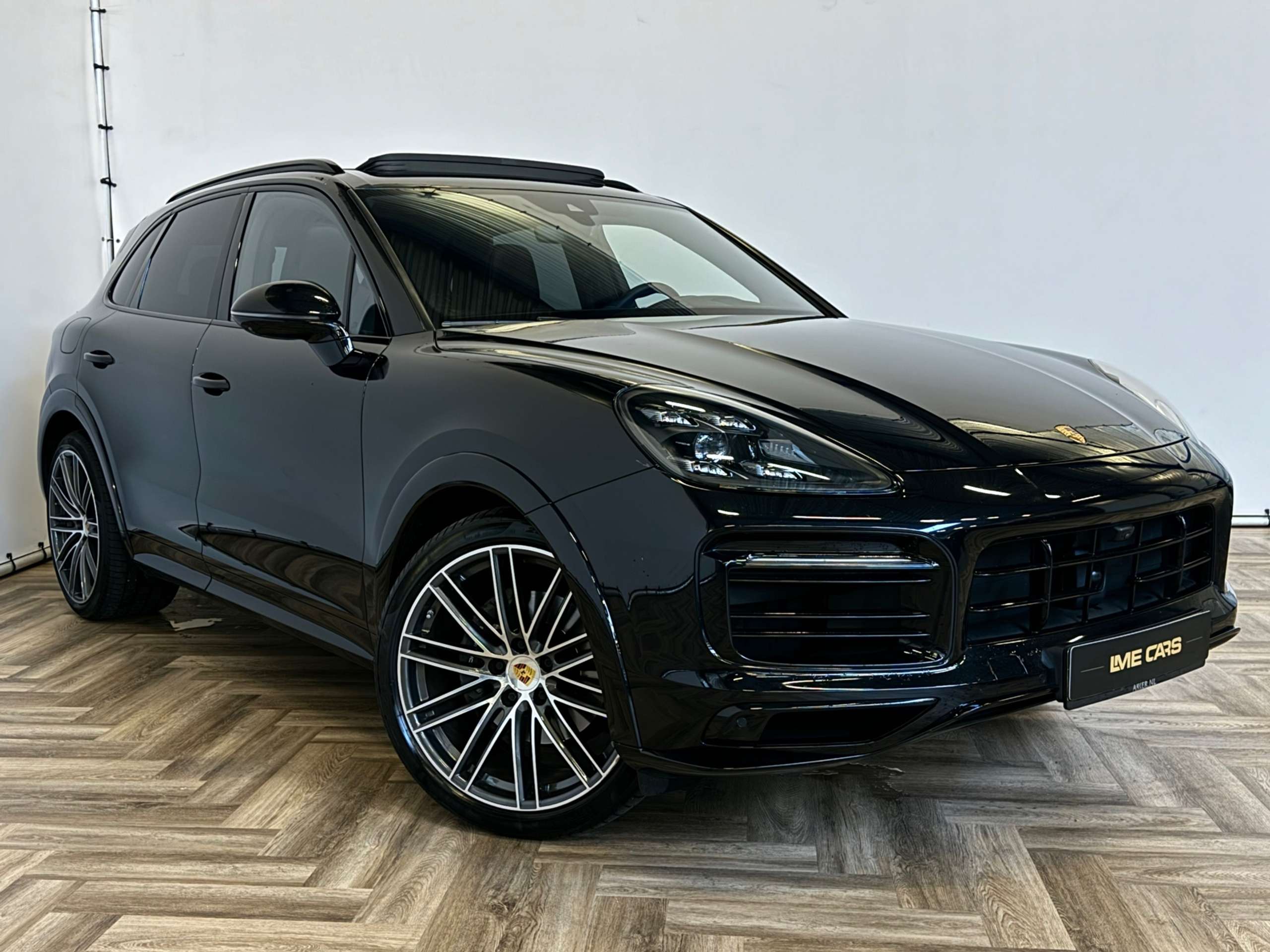 Porsche - Cayenne