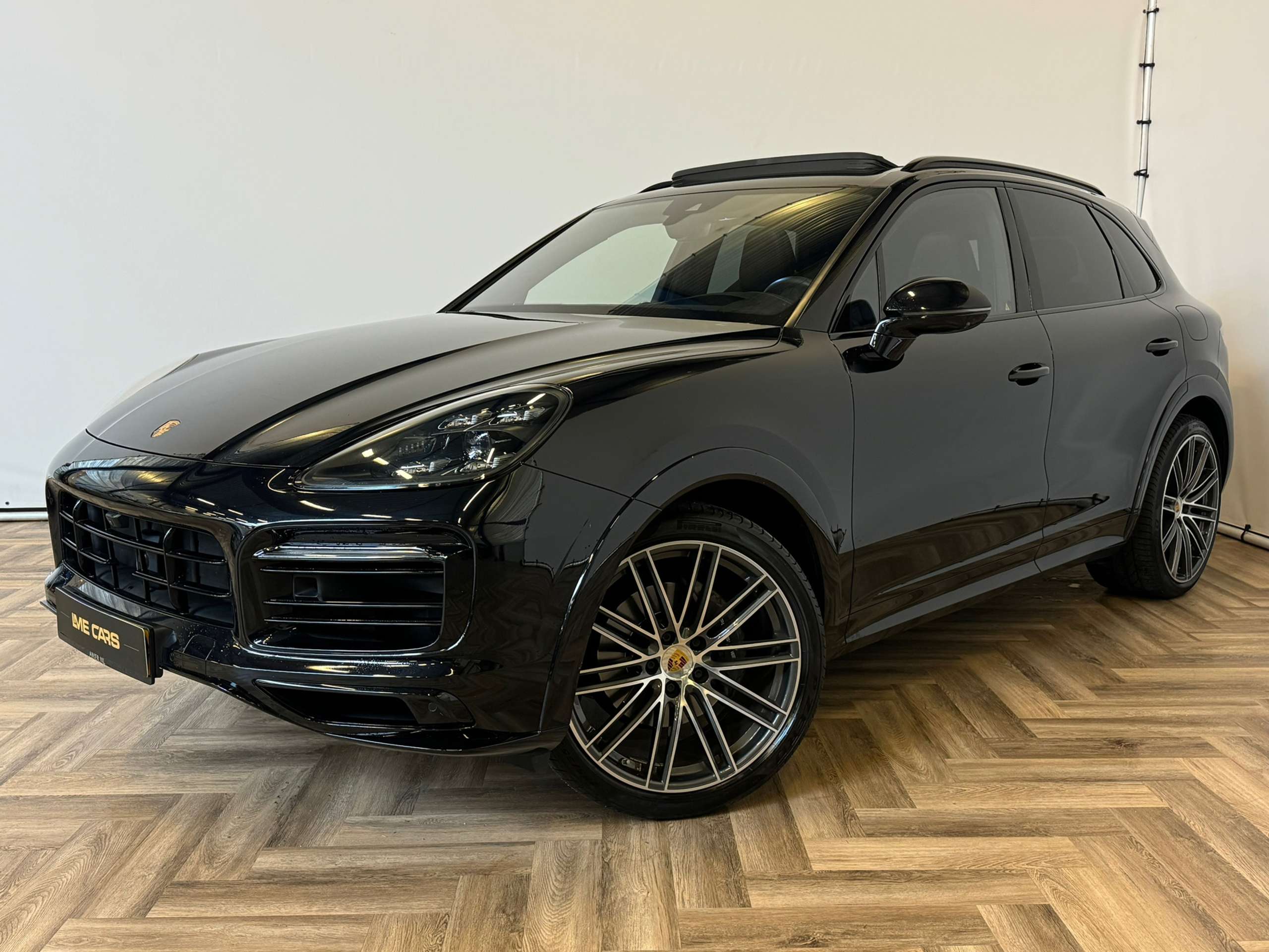 Porsche - Cayenne