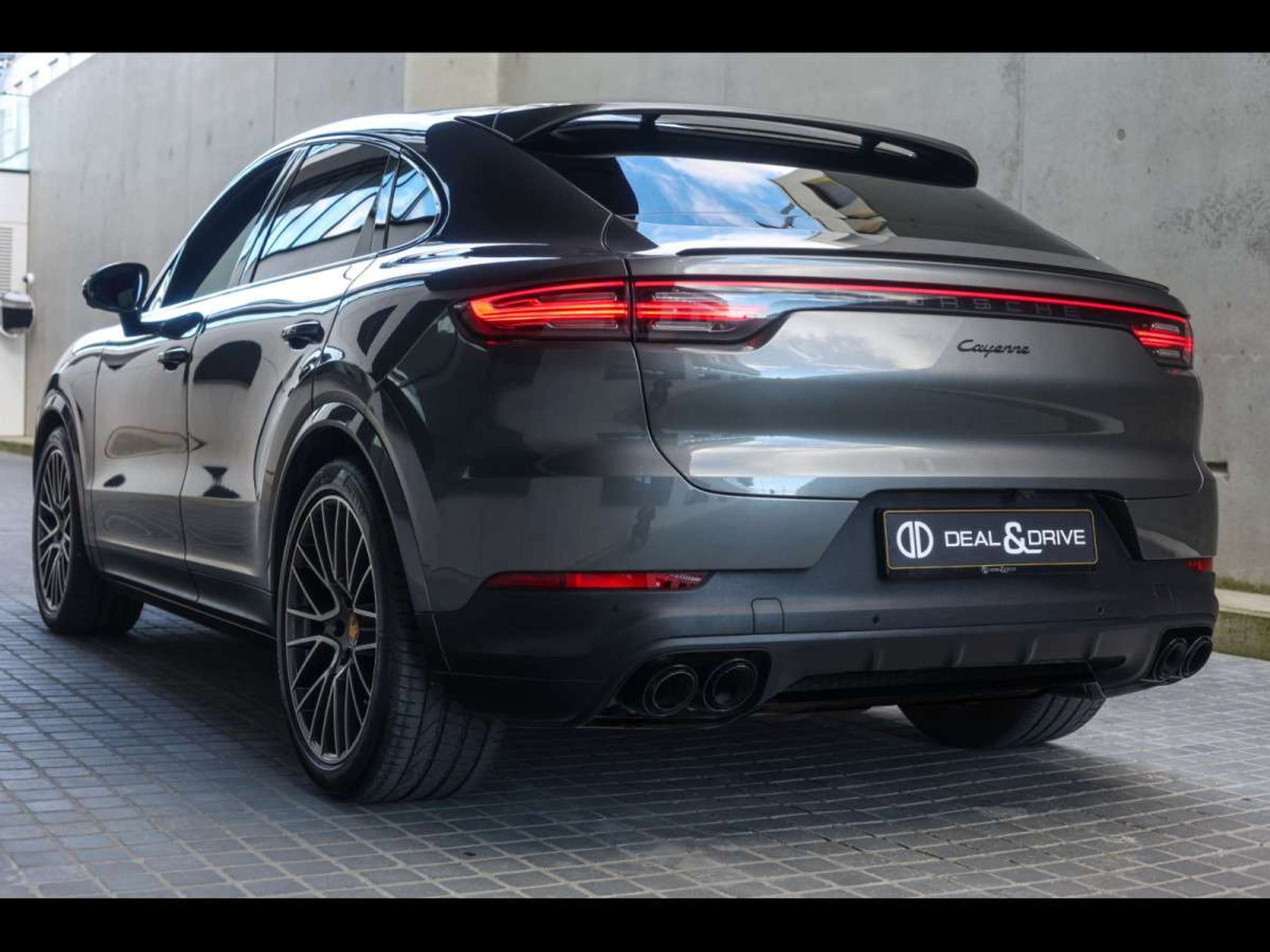 Porsche - Cayenne