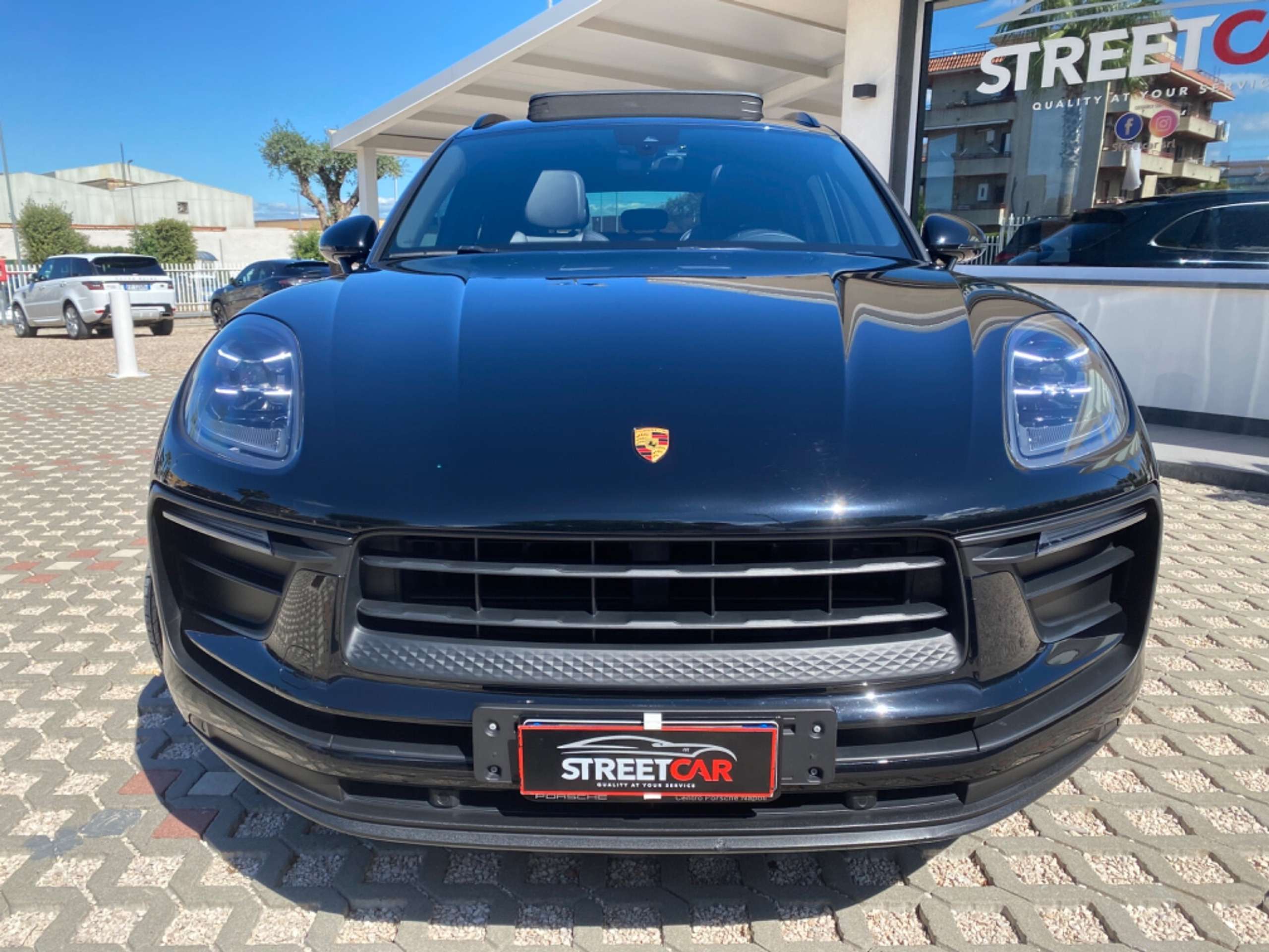 Porsche - Macan