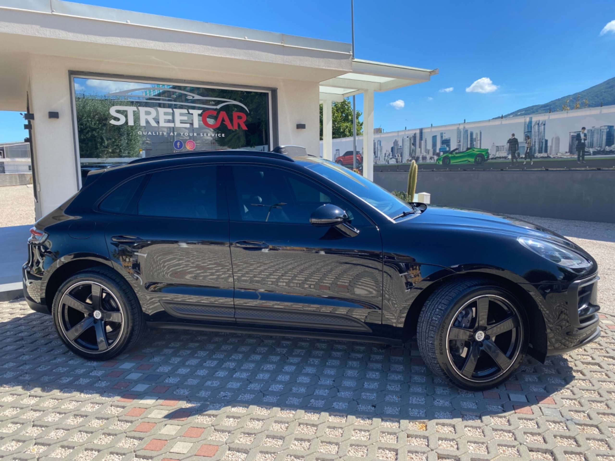 Porsche - Macan