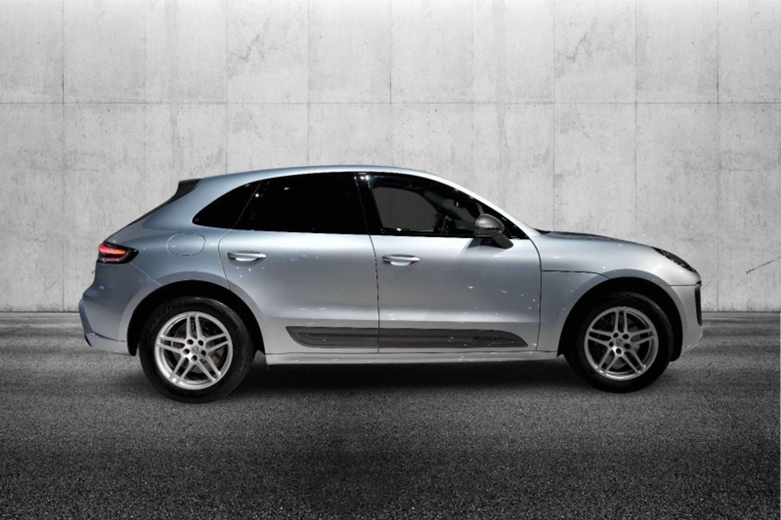 Porsche - Macan