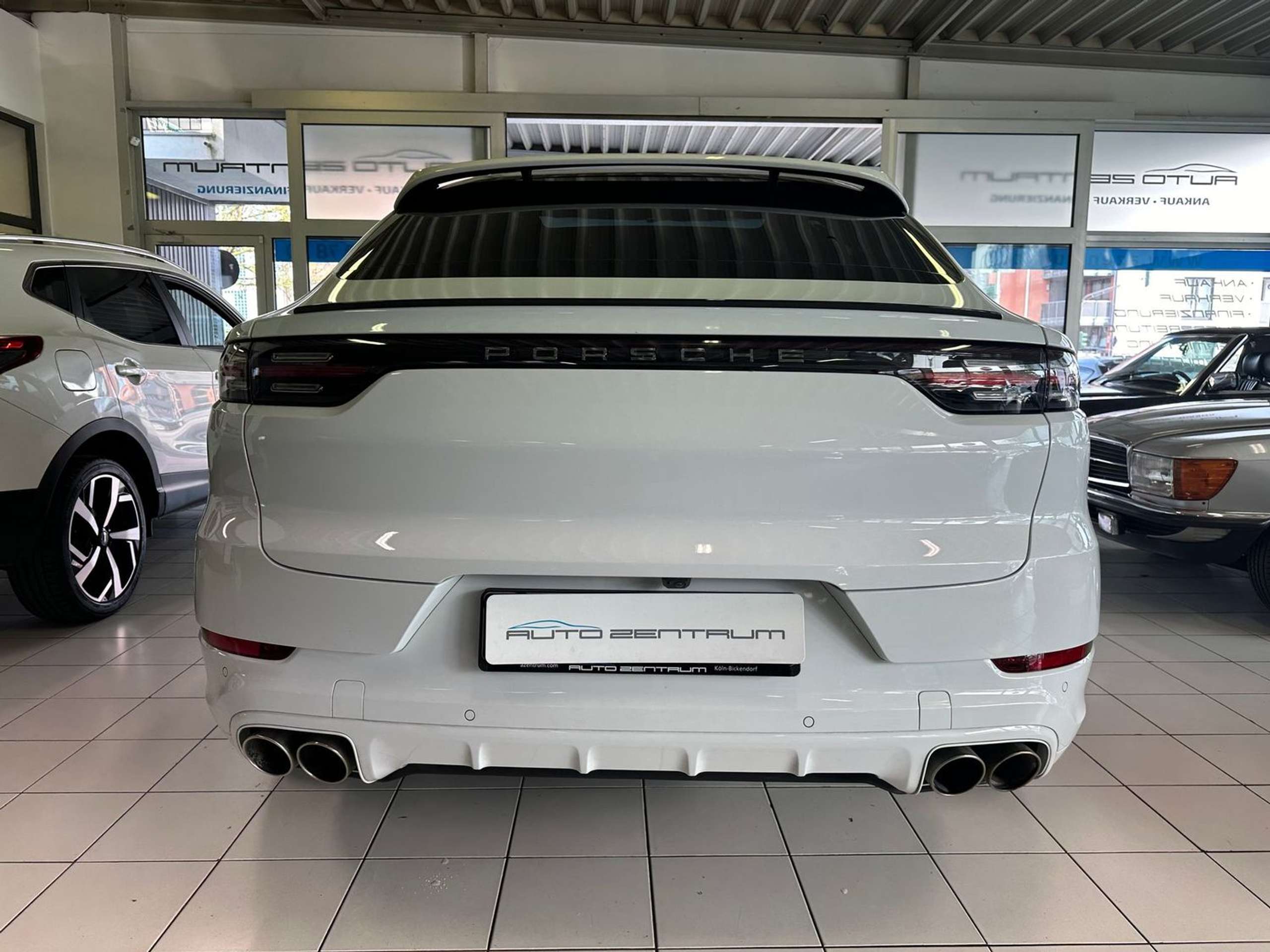 Porsche - Cayenne