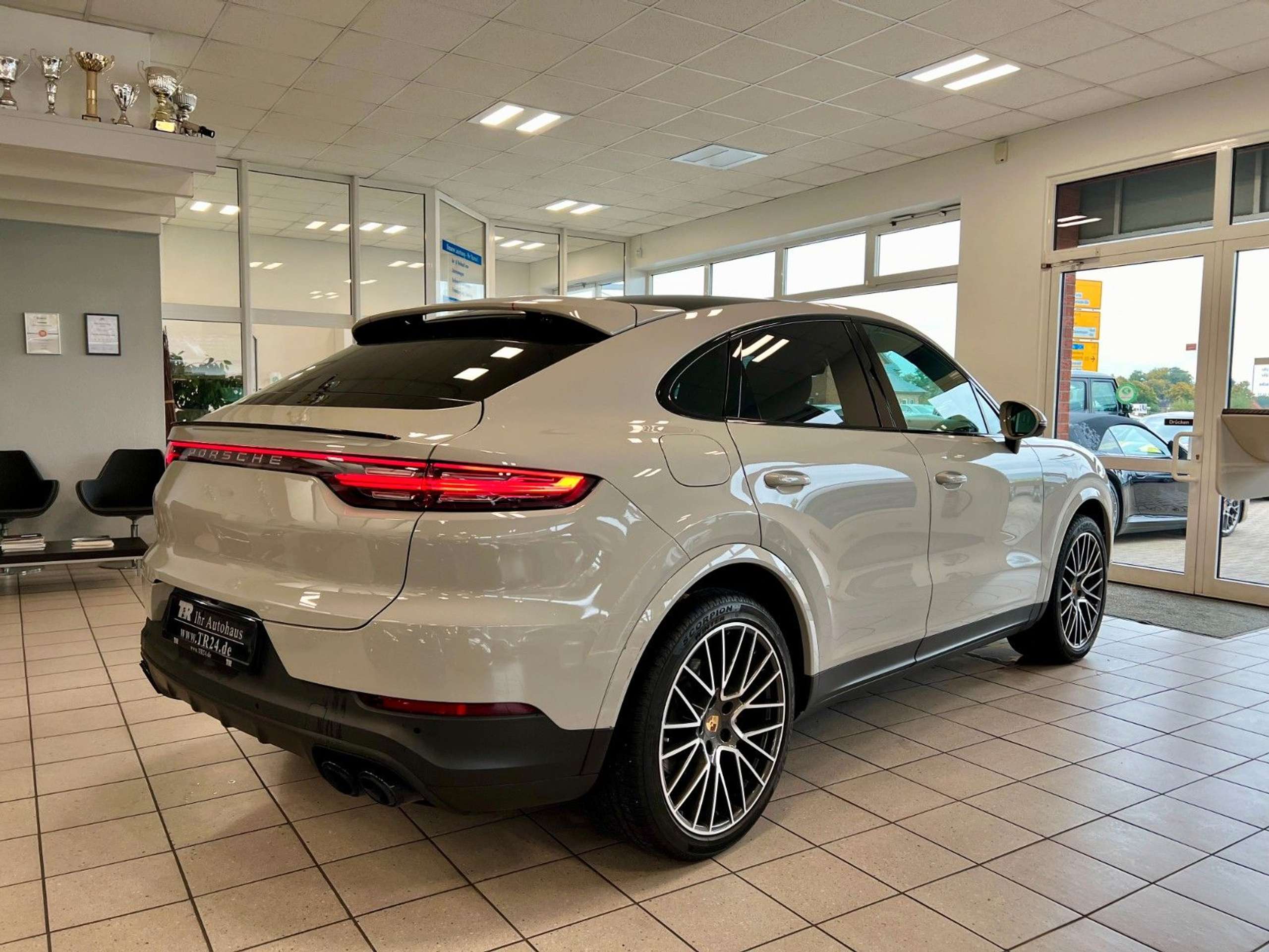 Porsche - Cayenne