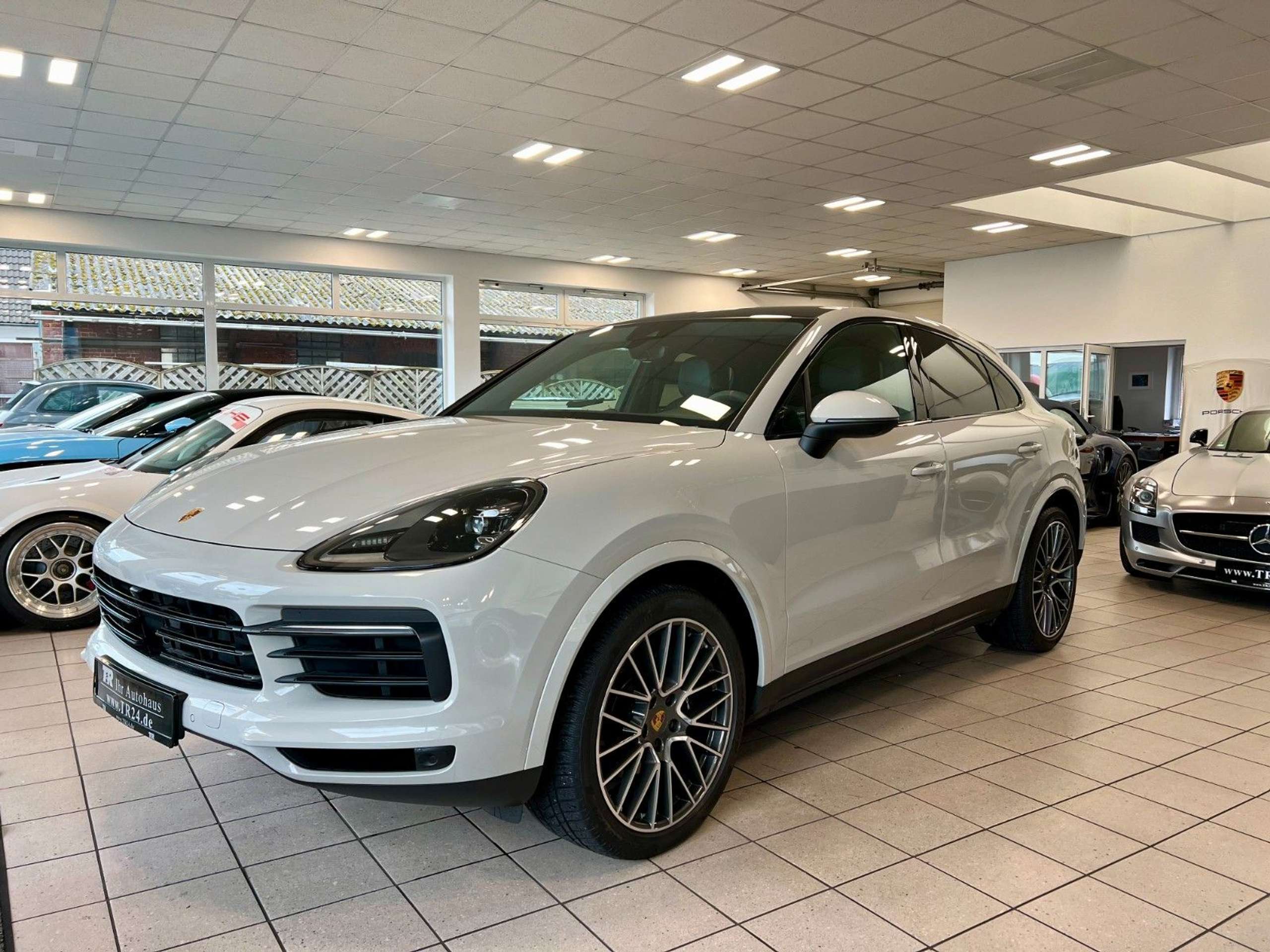 Porsche - Cayenne