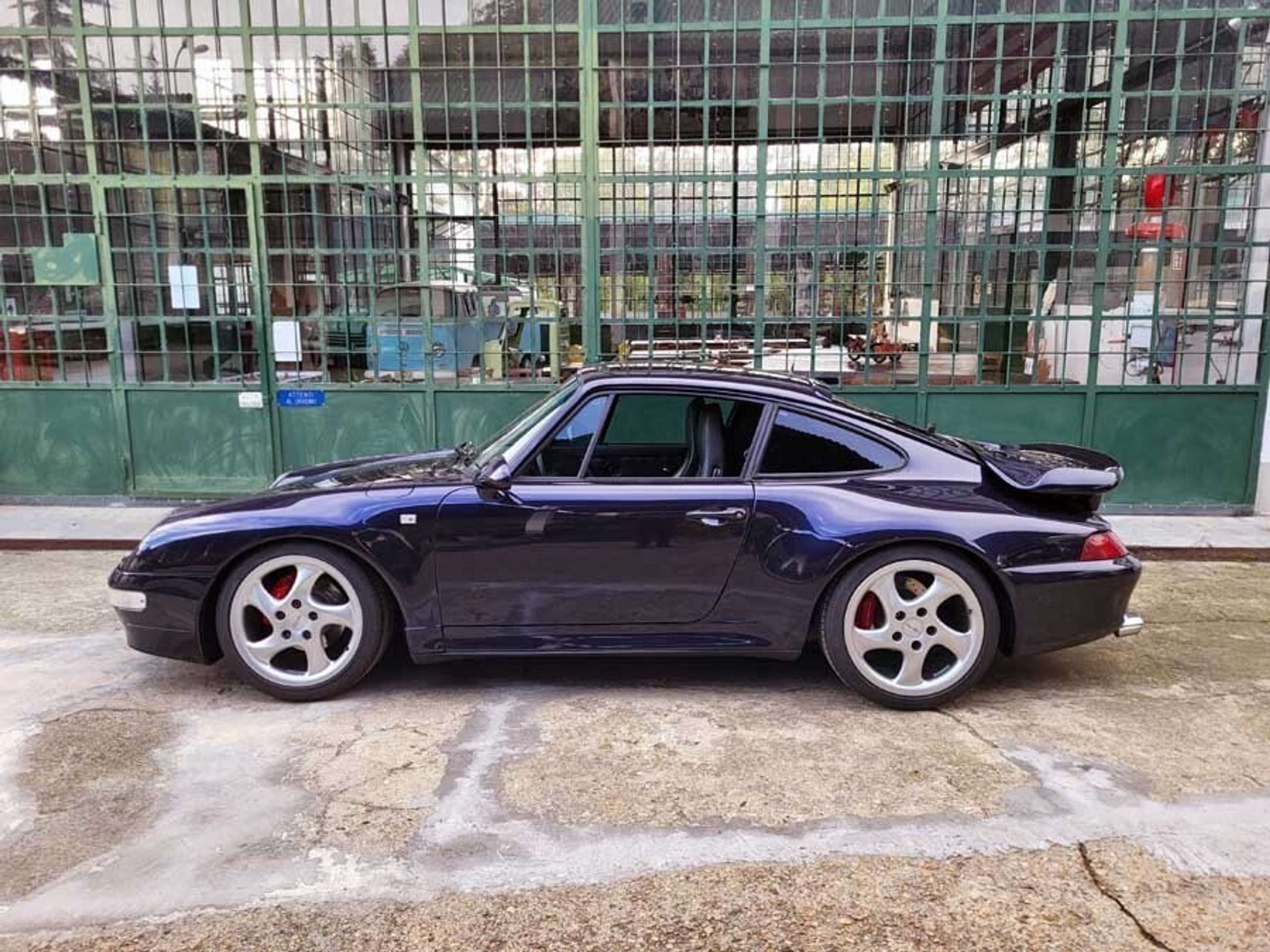 Porsche - 964