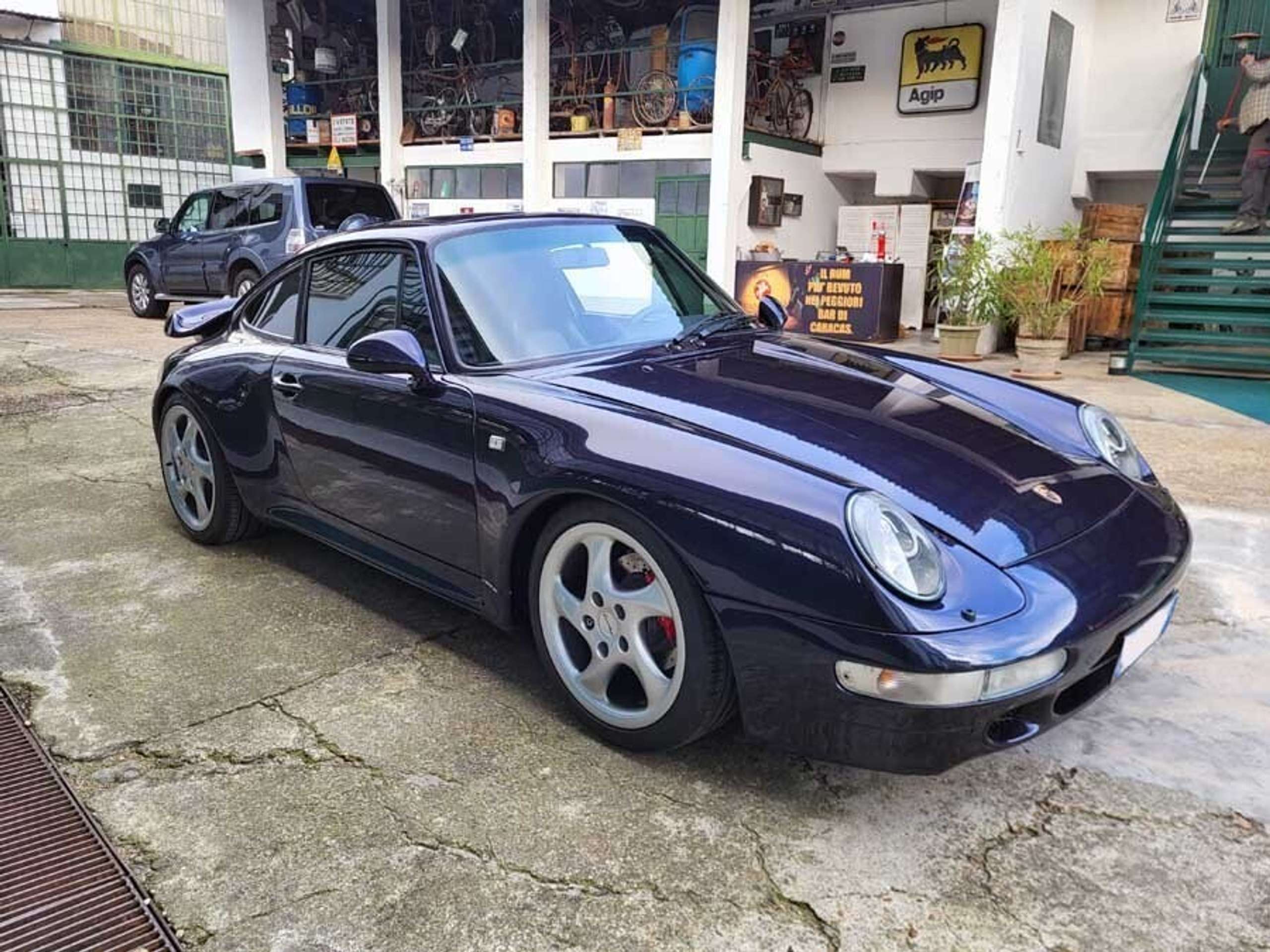 Porsche - 964