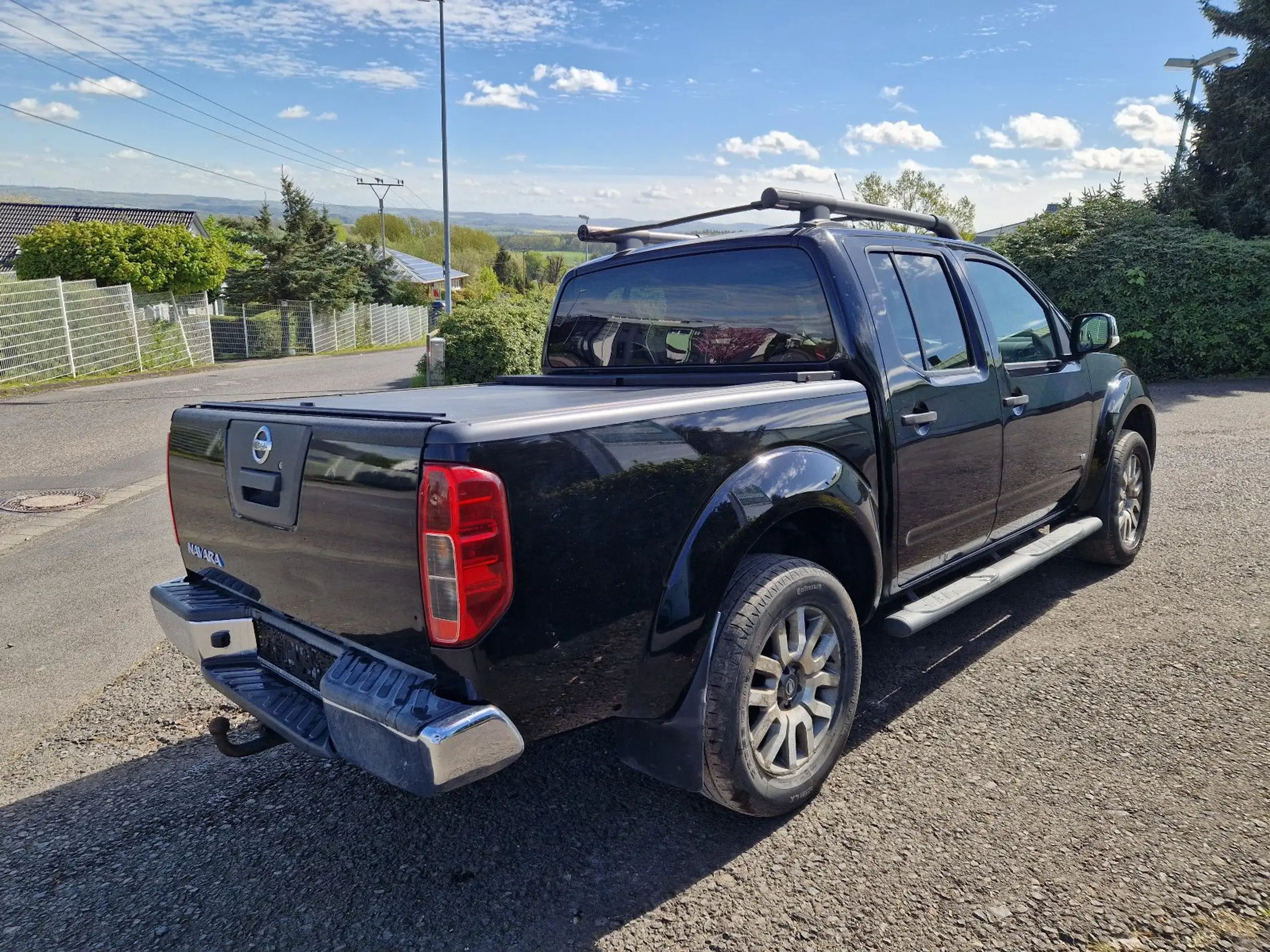 Nissan - Navara