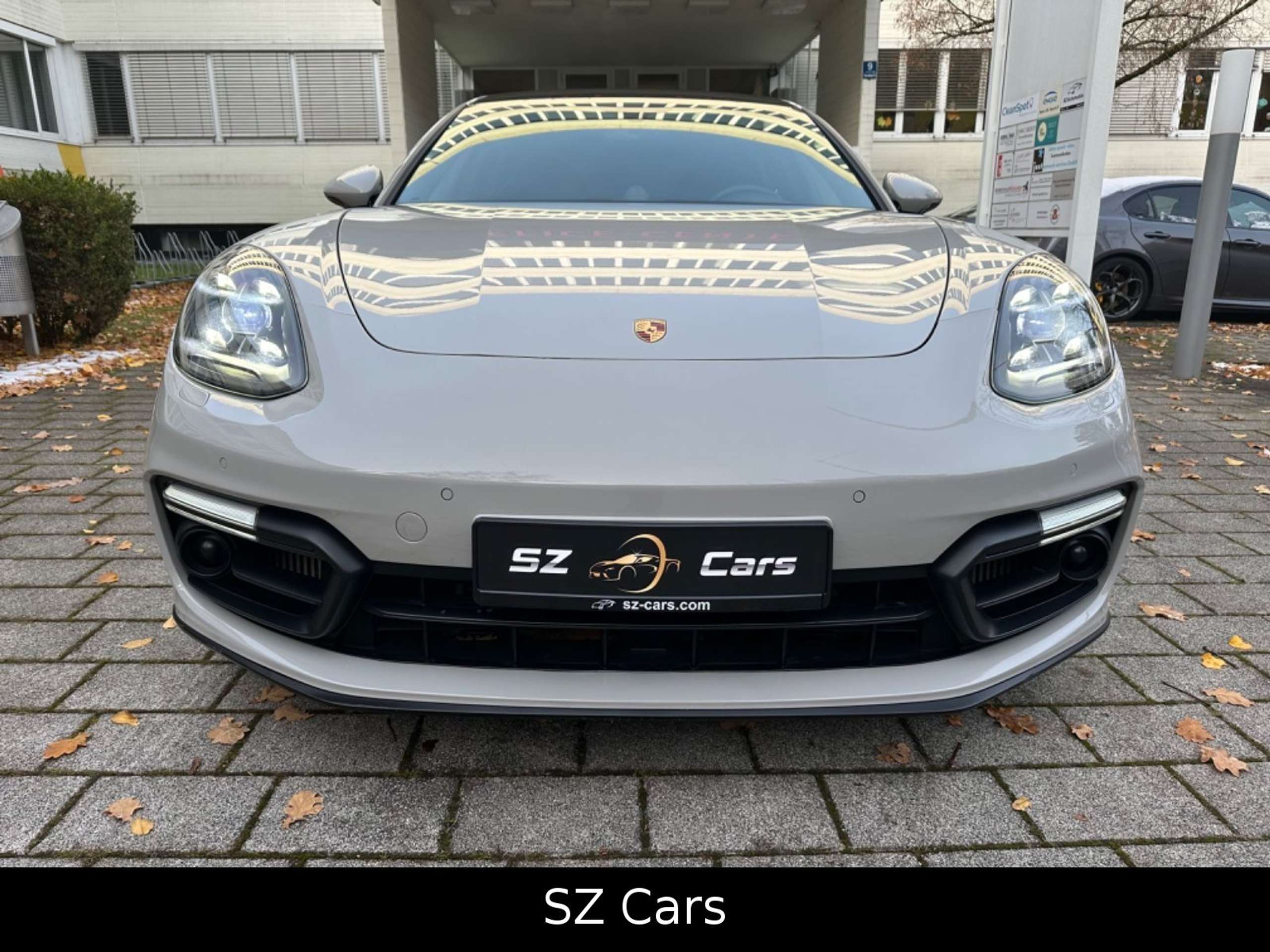 Porsche - Panamera